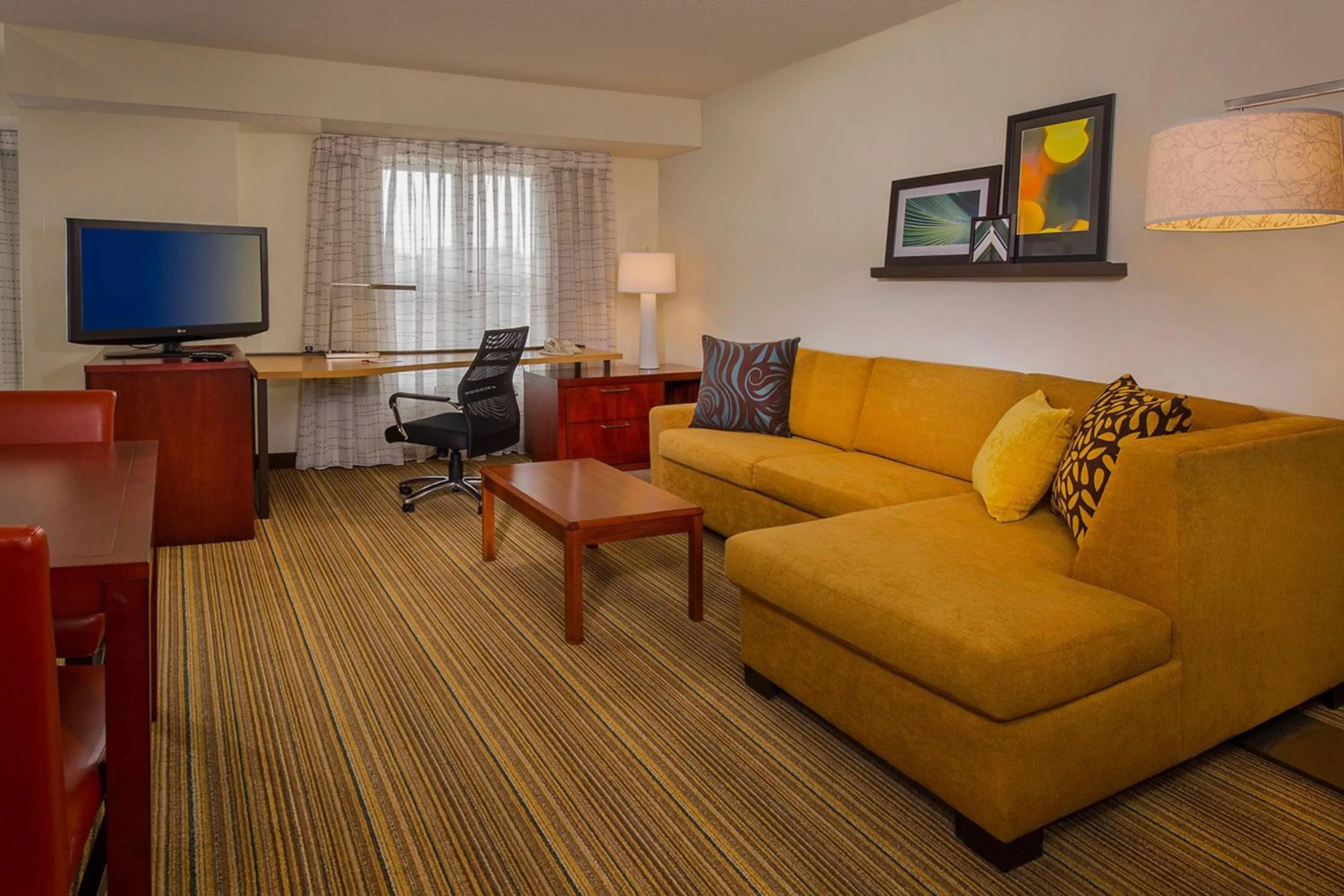 Living room in Residence Inn Columbia MD
