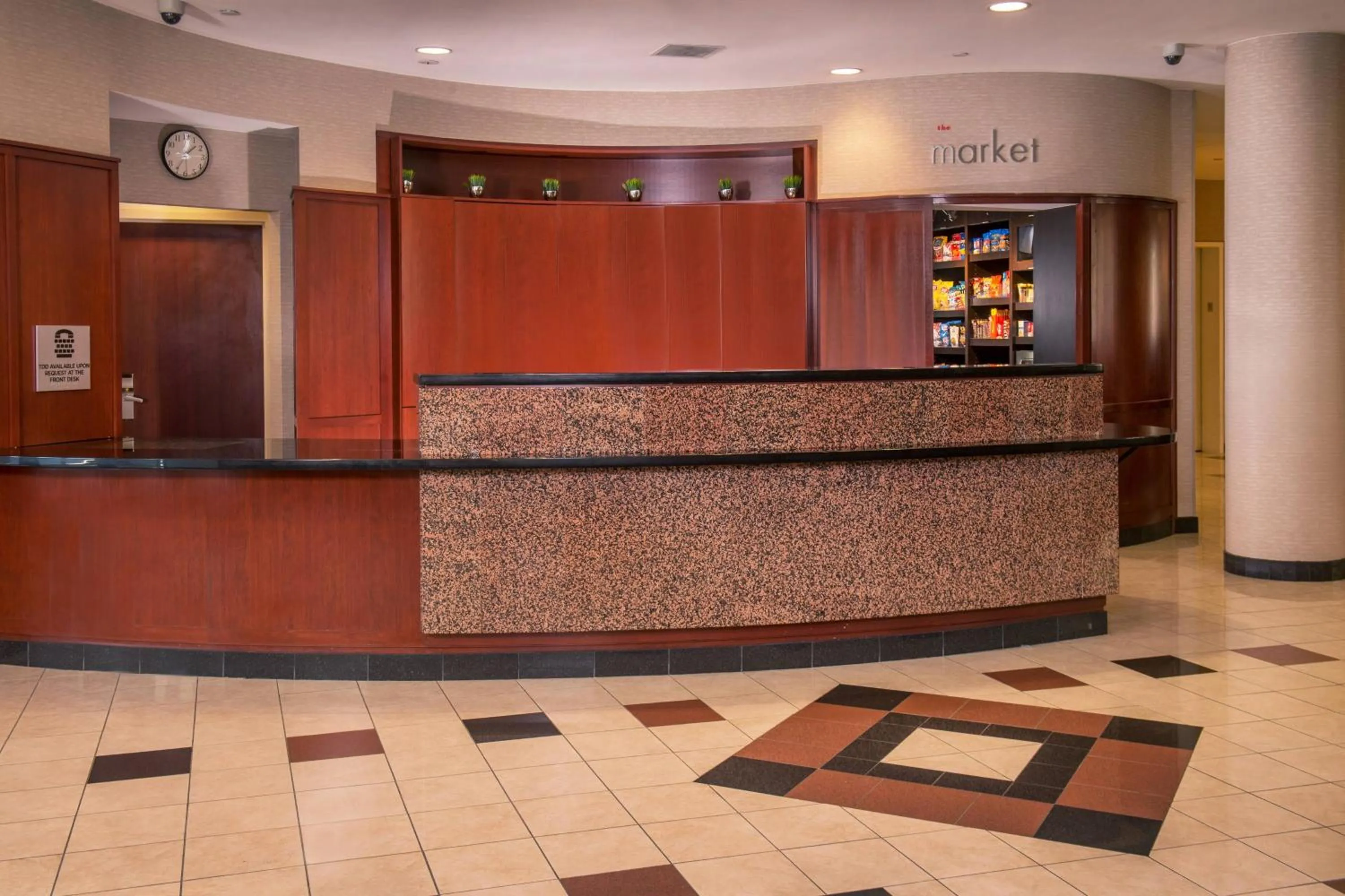 Lobby or reception in Courtyard Fort Meade BWI Business District