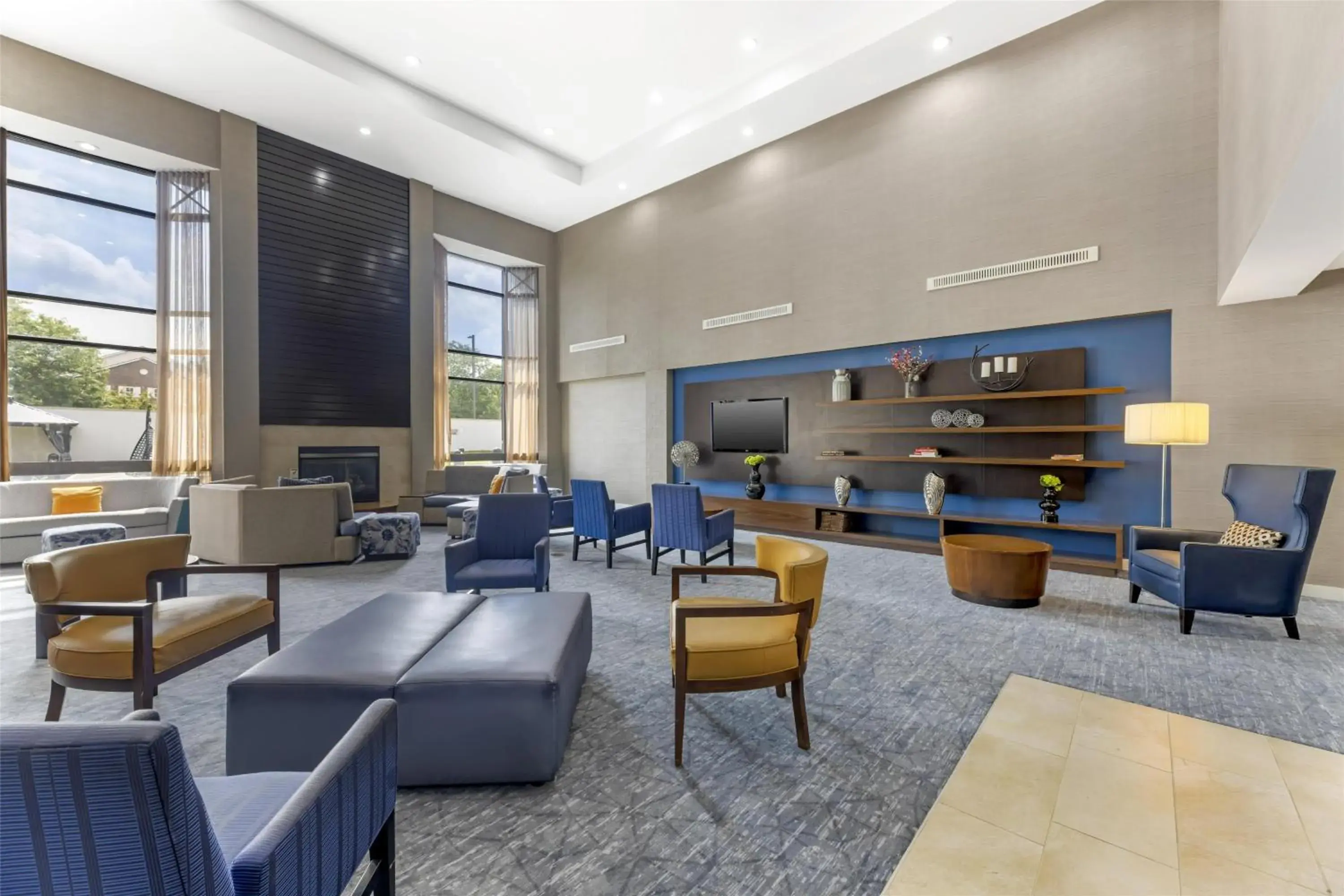 Lobby or reception in Best Western Plus Elgin - Chicago Lobby or reception in Best Western Plus Elgin - Chicago