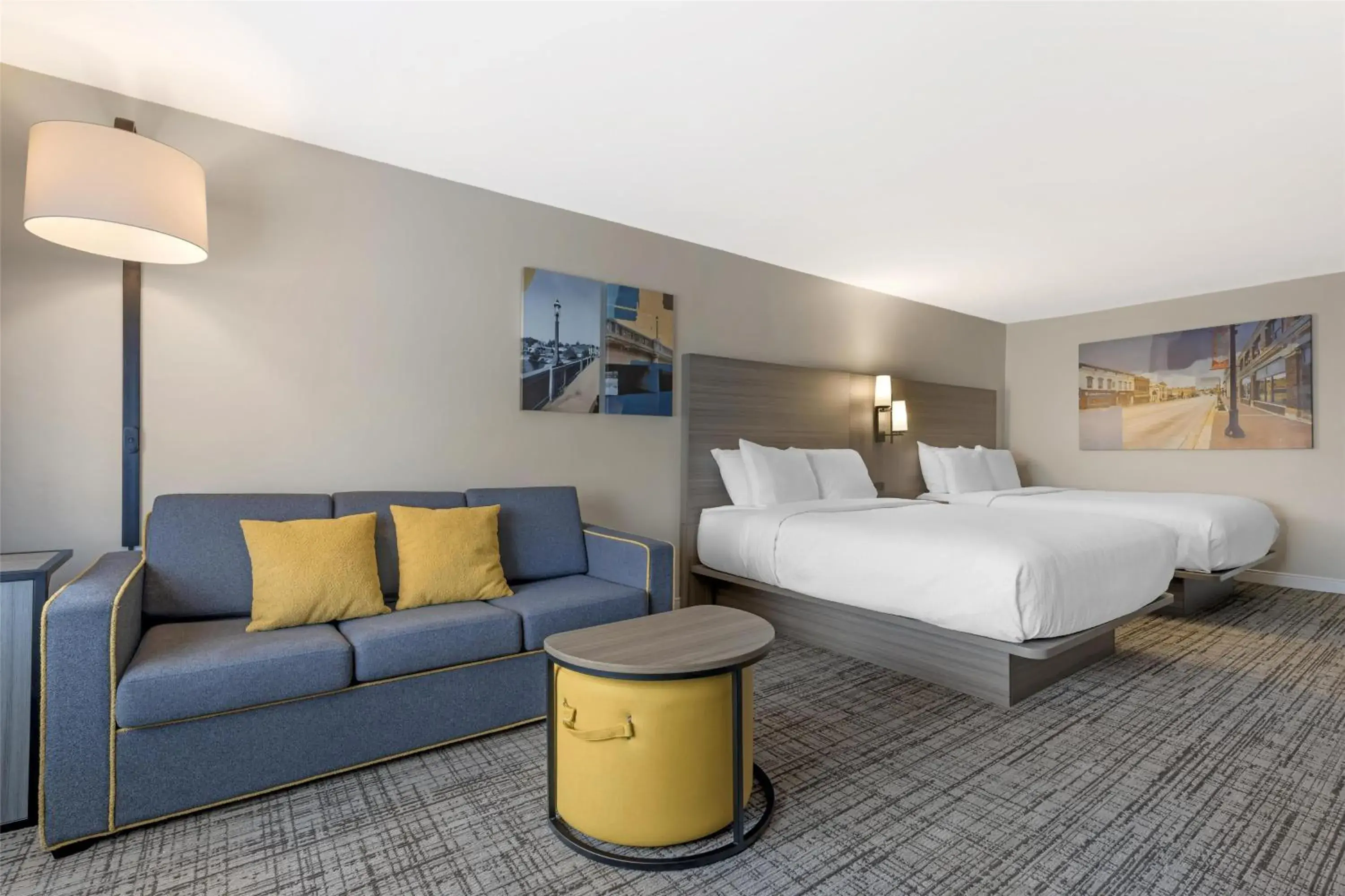 Bedroom, Bed in Best Western Plus Elgin - Chicago Bedroom, Bed in Best Western Plus Elgin - Chicago