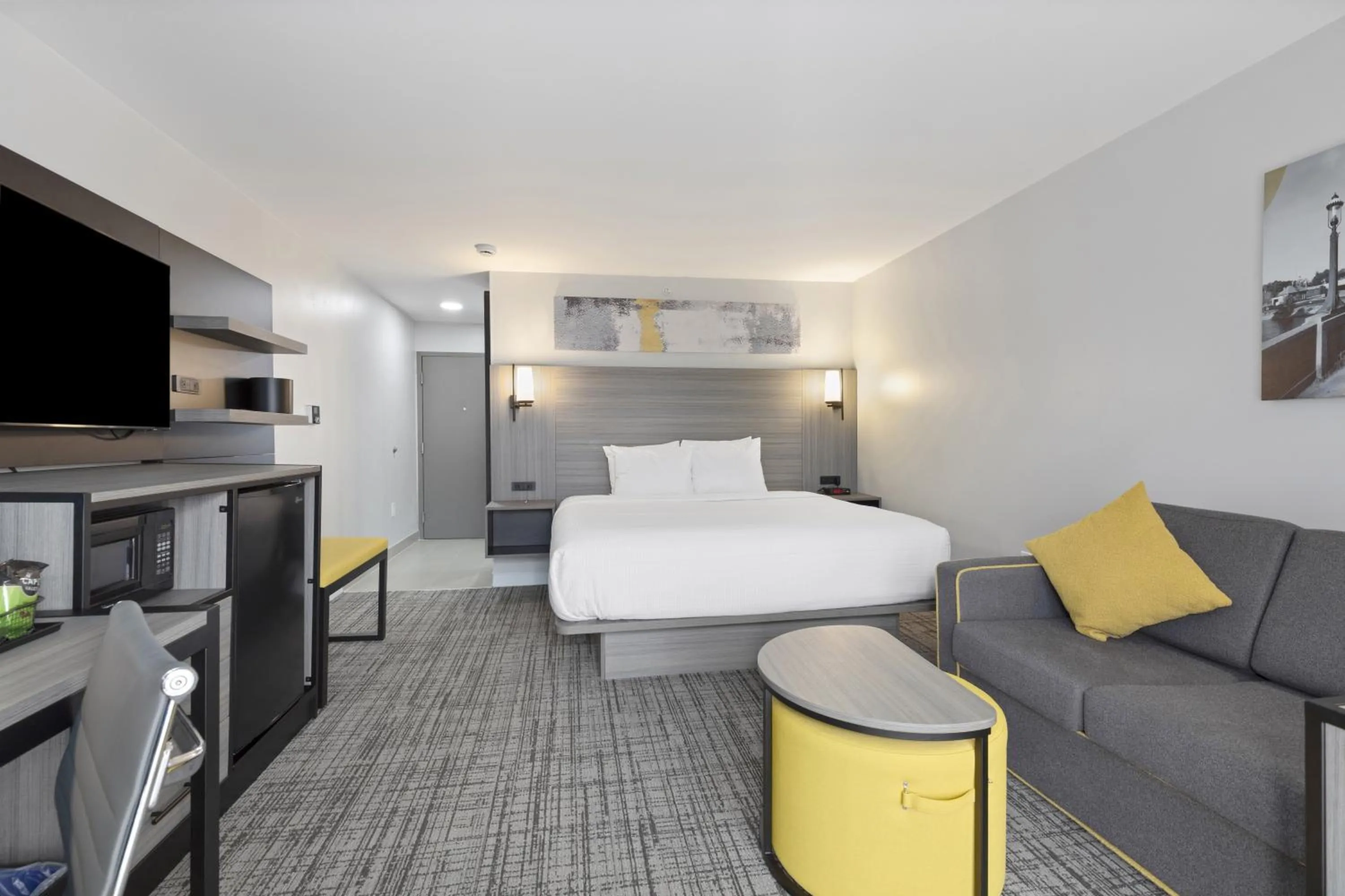 Bedroom in Best Western Plus Elgin - Chicago