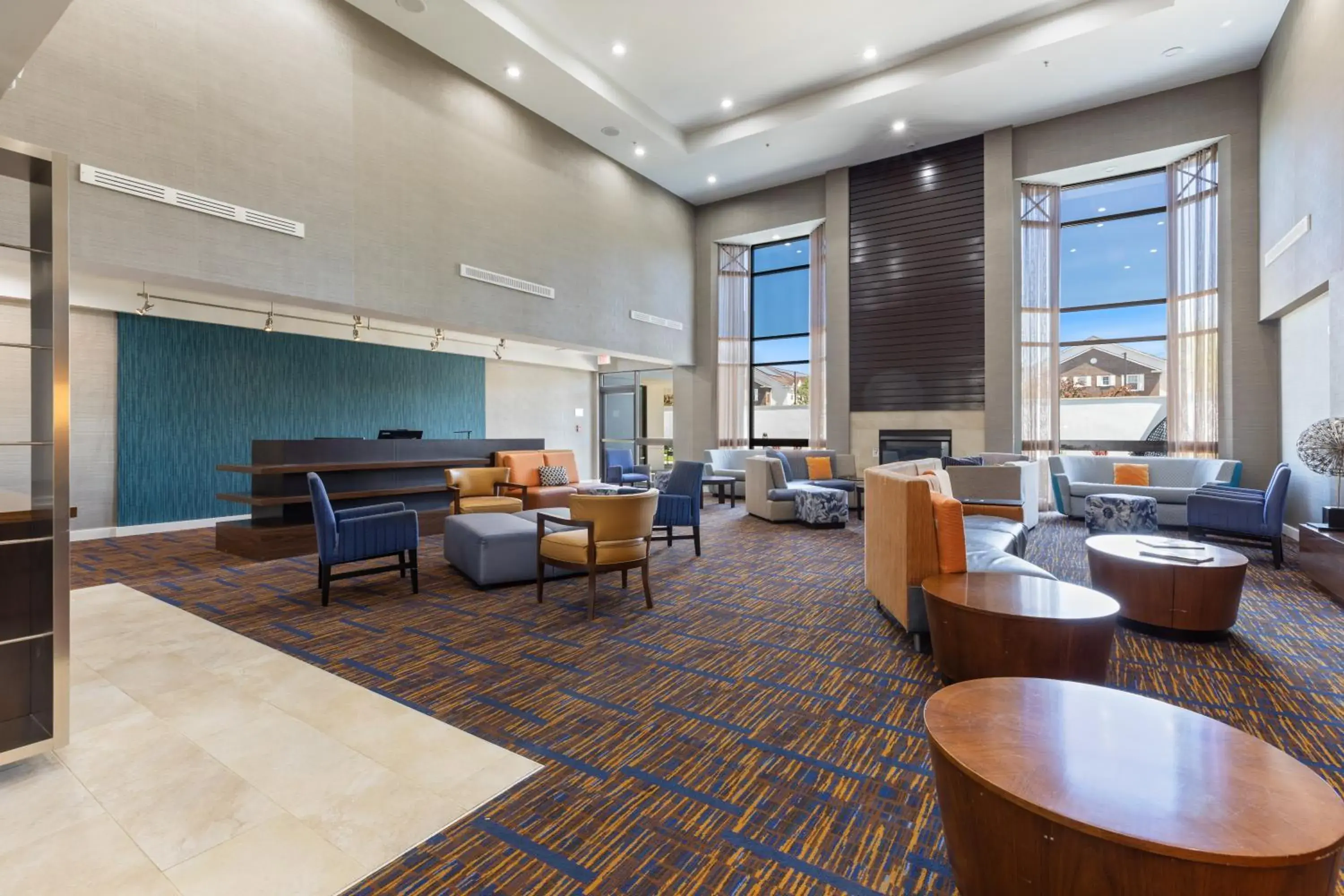 Lobby or reception in Best Western Plus Elgin - Chicago Lobby or reception in Best Western Plus Elgin - Chicago