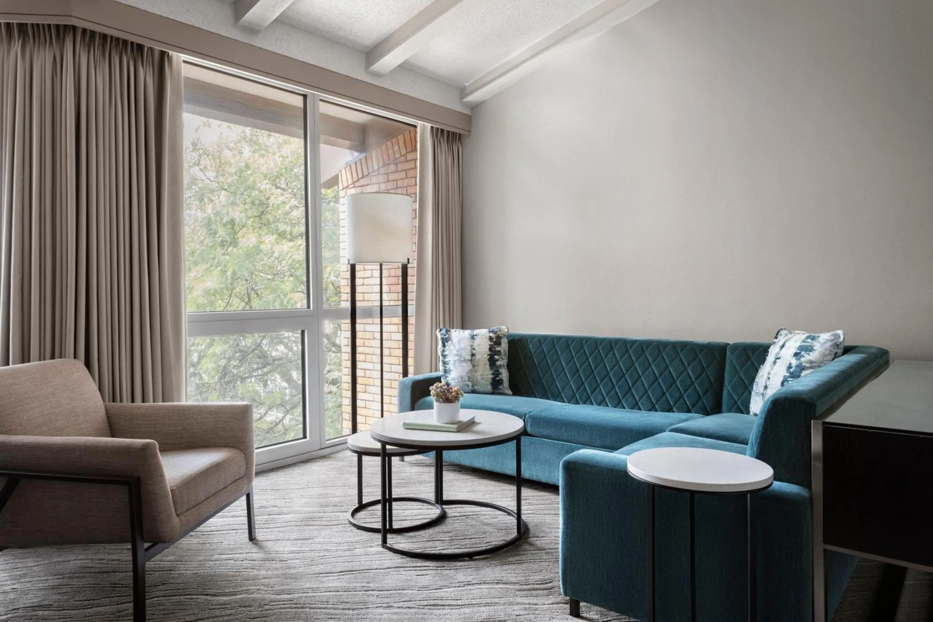 Bedroom in Lincolnshire Marriott Resort