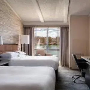 Executive Double Room with Two Double Beds in Lincolnshire Marriott Resort Executive Double Room with Two Double Beds in Lincolnshire Marriott Resort