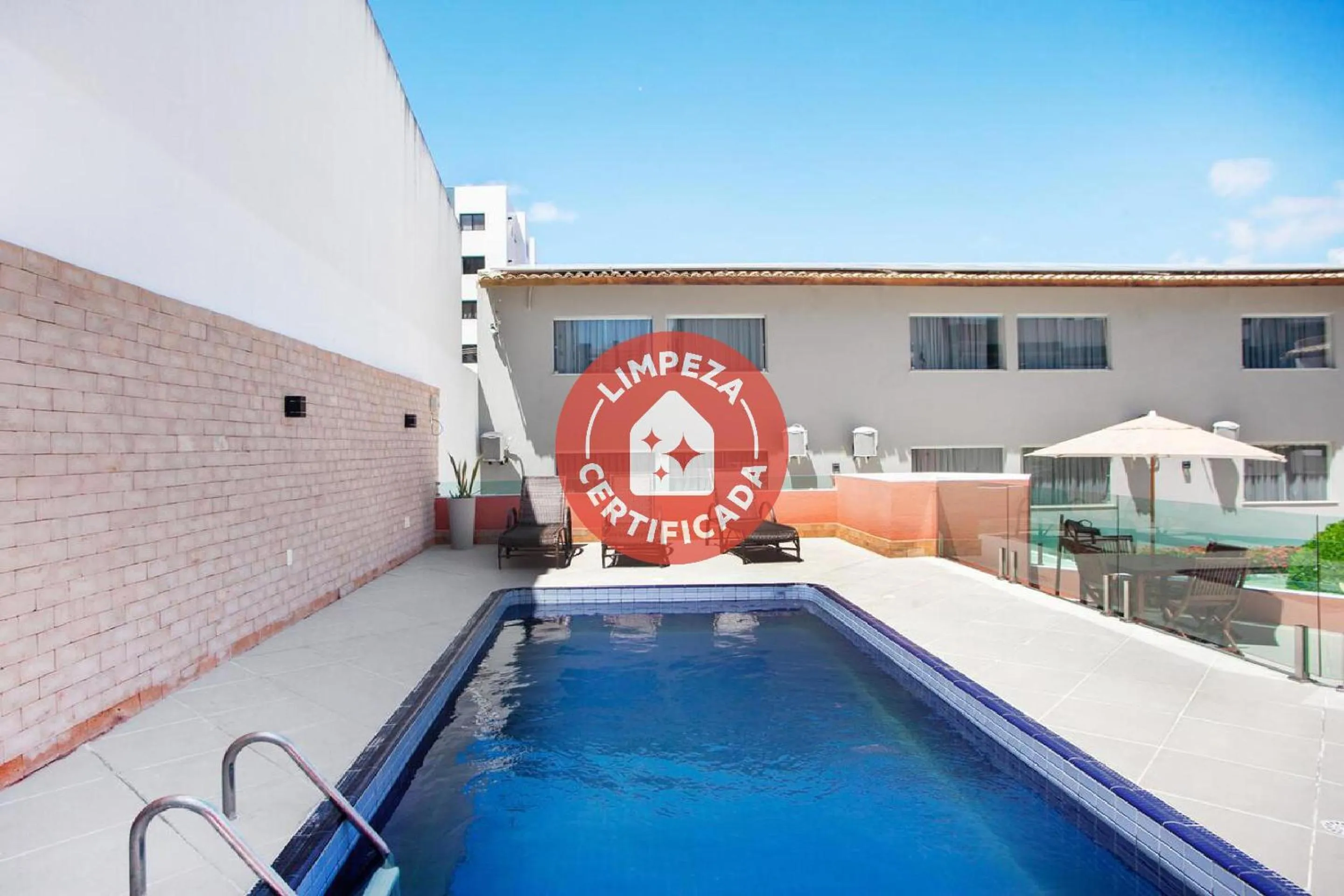 Swimming pool in OYO Alto Da Praia Hotel, Aracaju