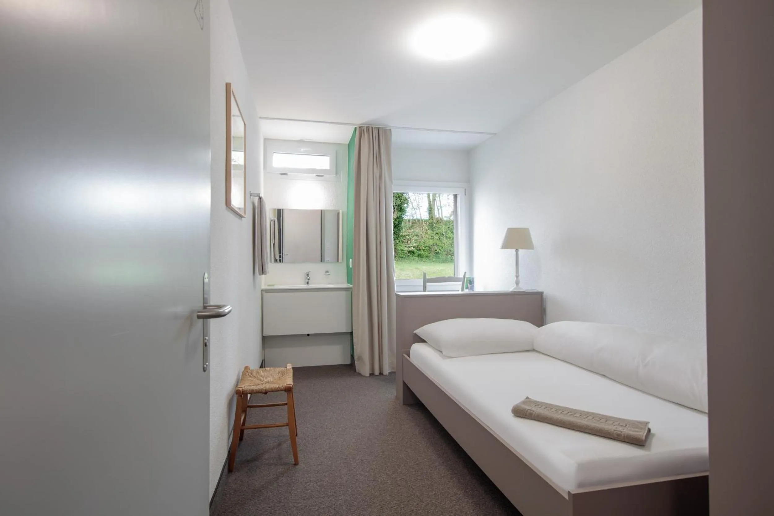 Bedroom, Bed in Le Domaine (Swiss Lodge)