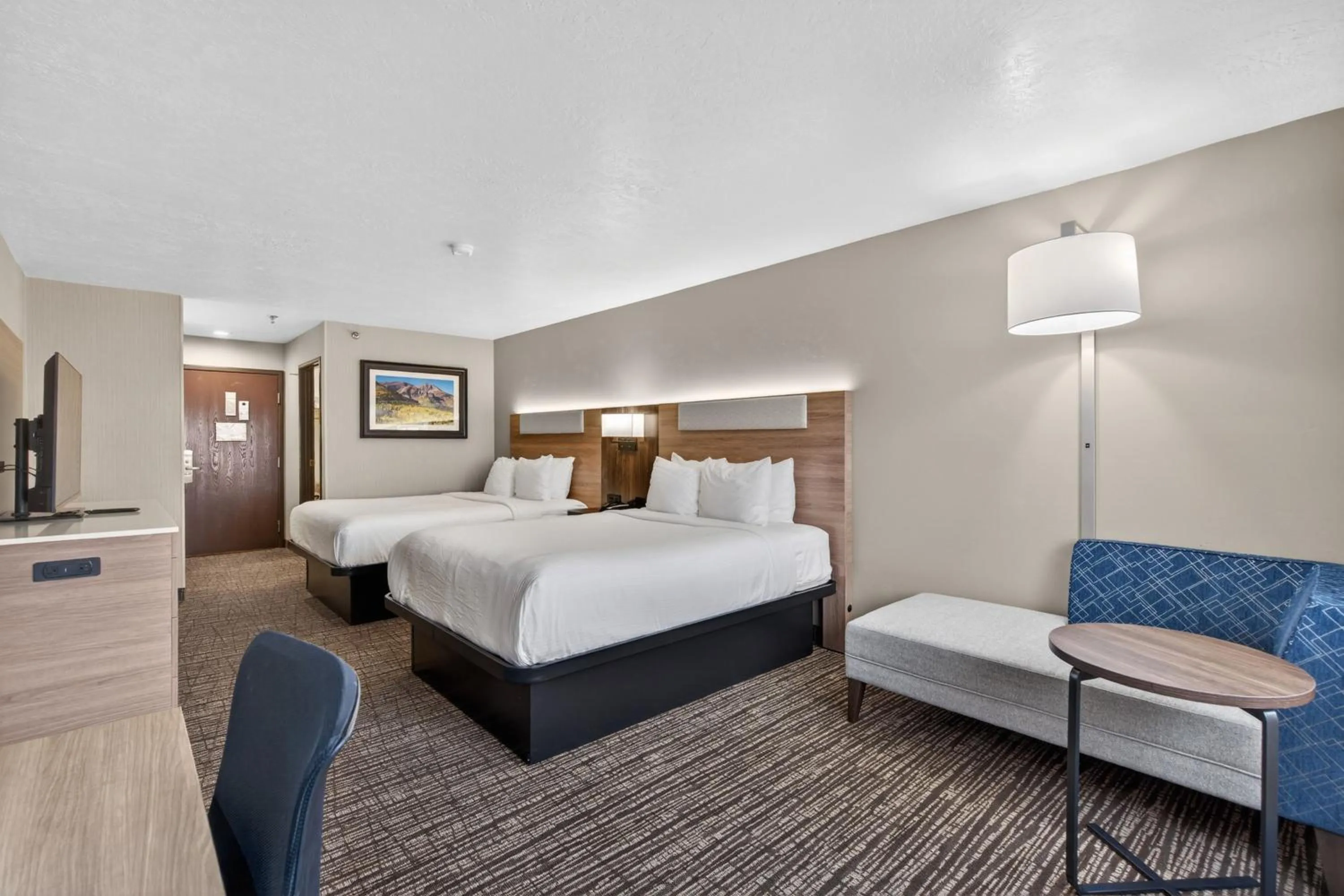 Bed in Best Western Timpanogos Inn