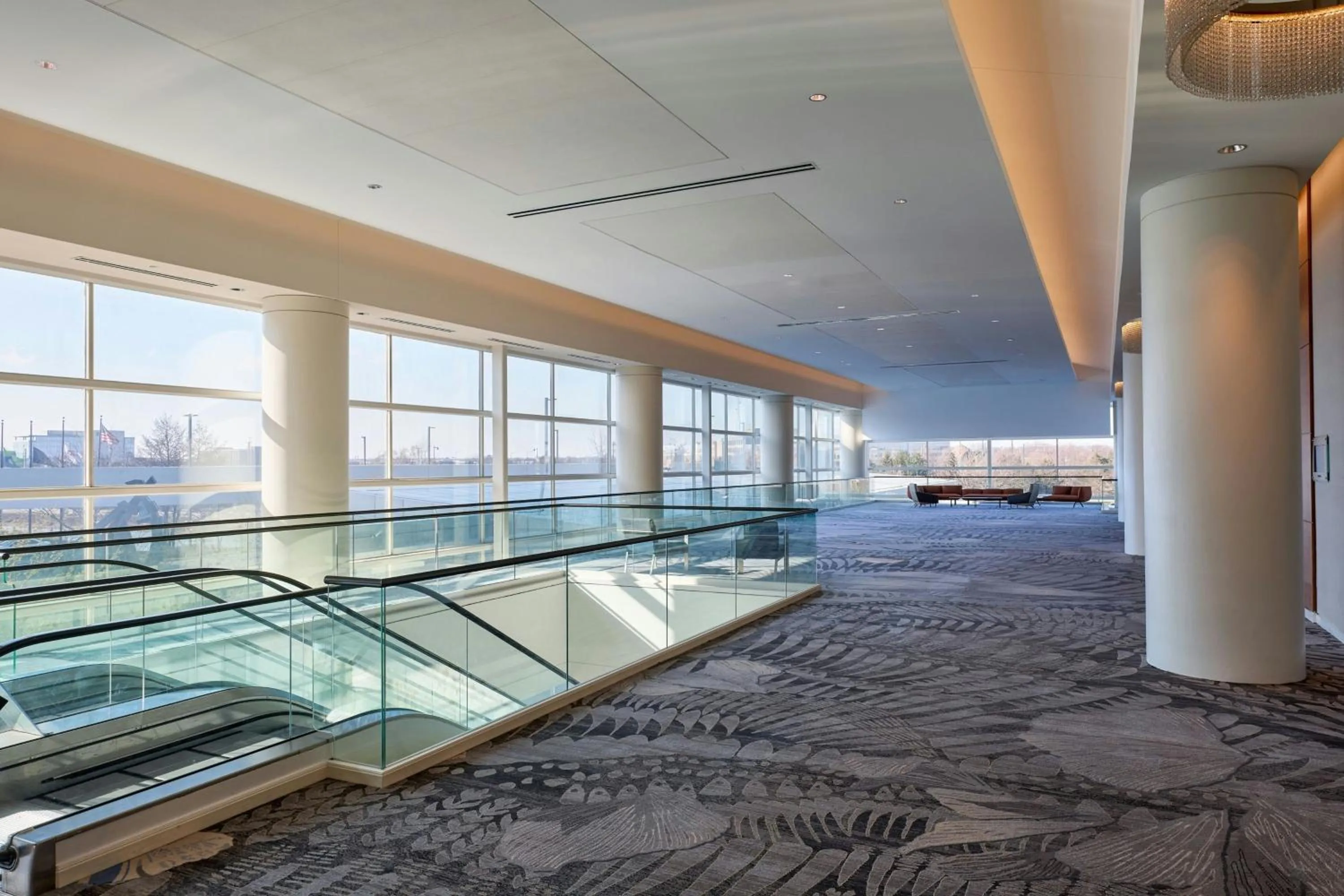 Meeting/conference room in Renaissance Schaumburg Convention Center Hotel