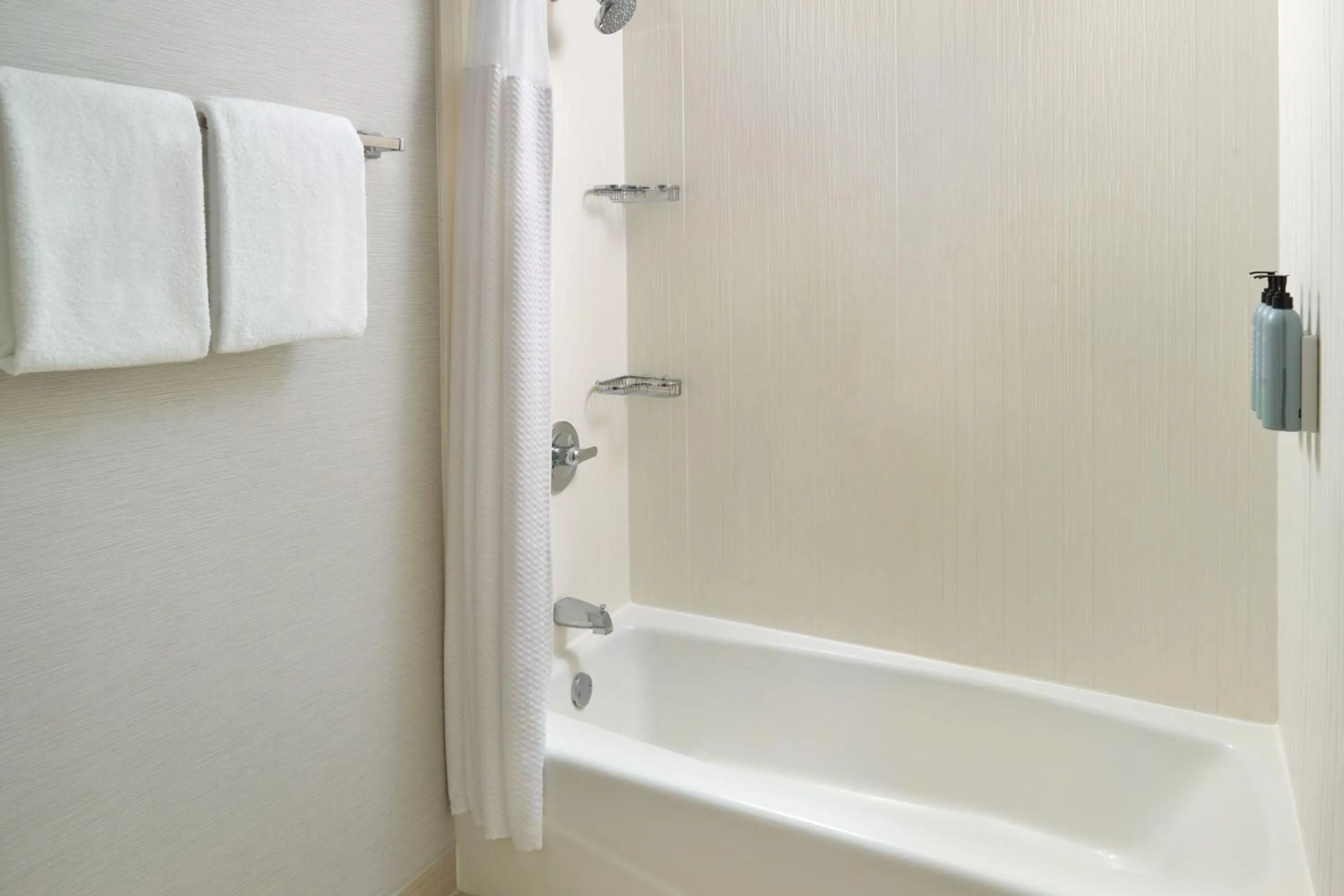 Bathroom in Courtyard by Marriott Charlottesville