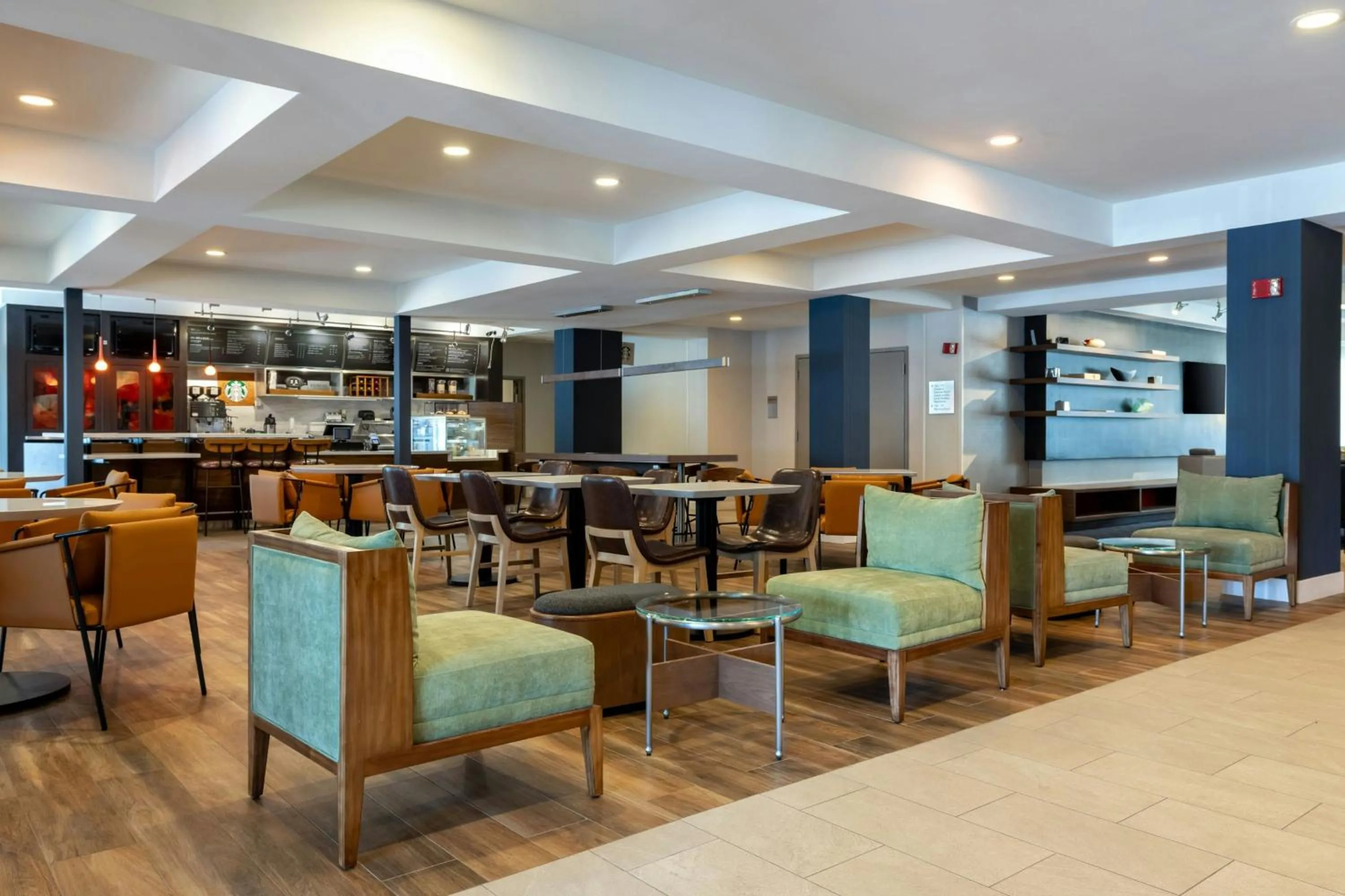 Lobby or reception in Courtyard by Marriott North Charleston Airport Coliseum