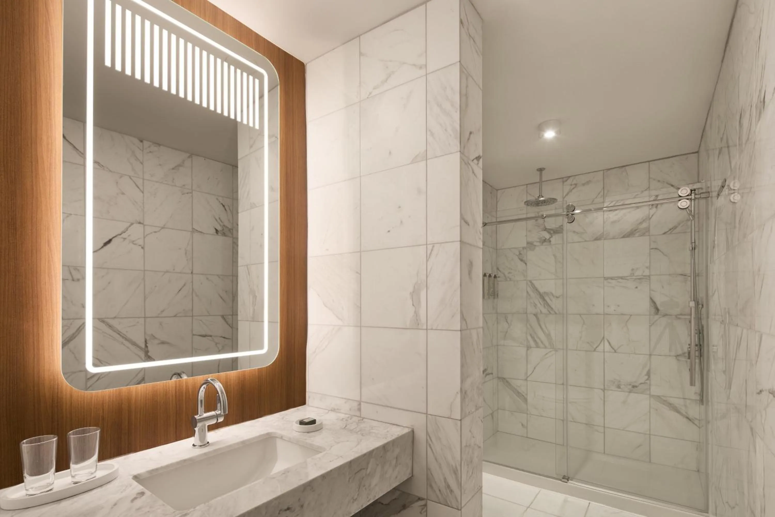 Bathroom in Hotel Cleveland Autograph Collection