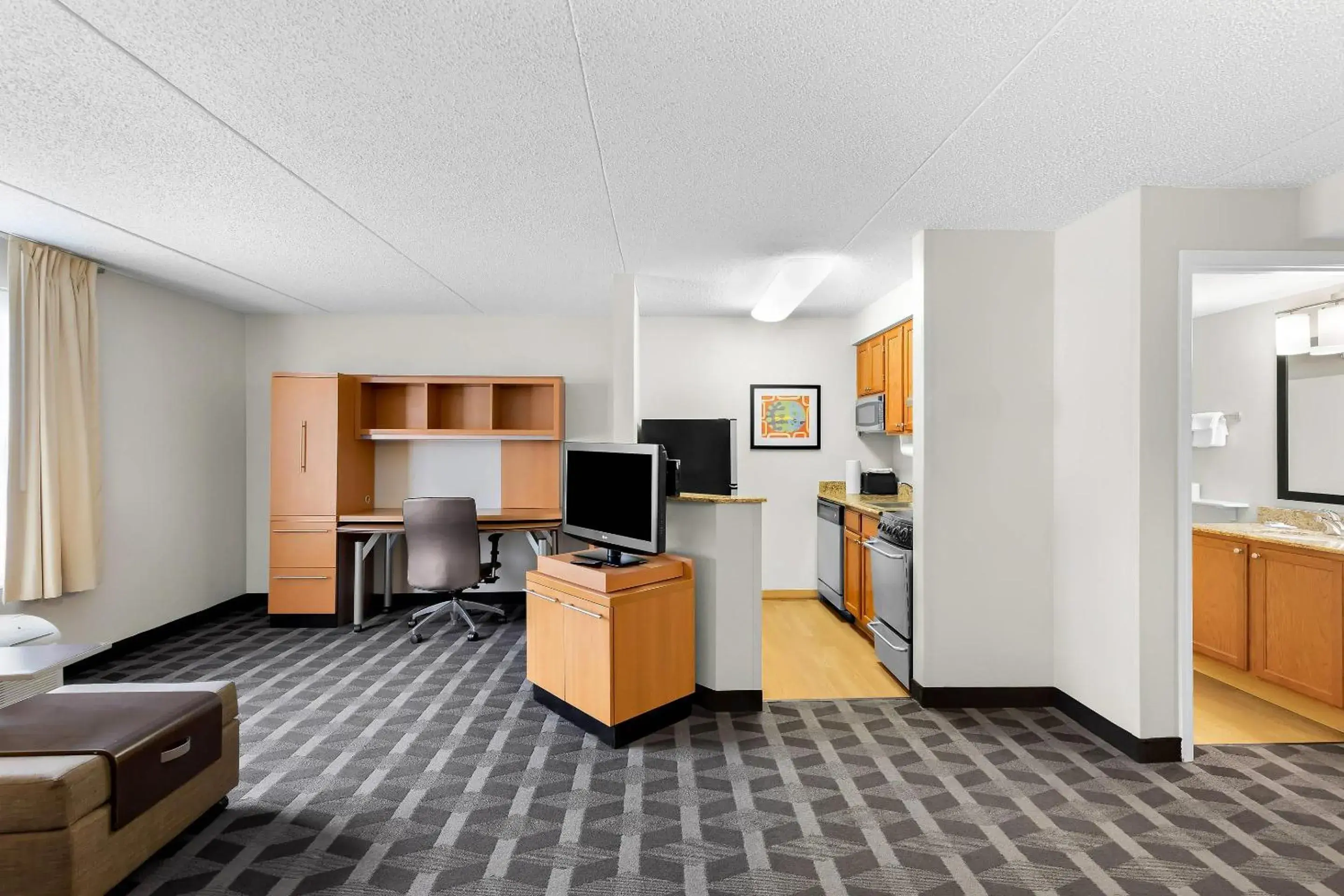 Bedroom in MainStay Suites Middleburg Heights Cleveland Airport Bedroom in MainStay Suites Middleburg Heights Cleveland Airport