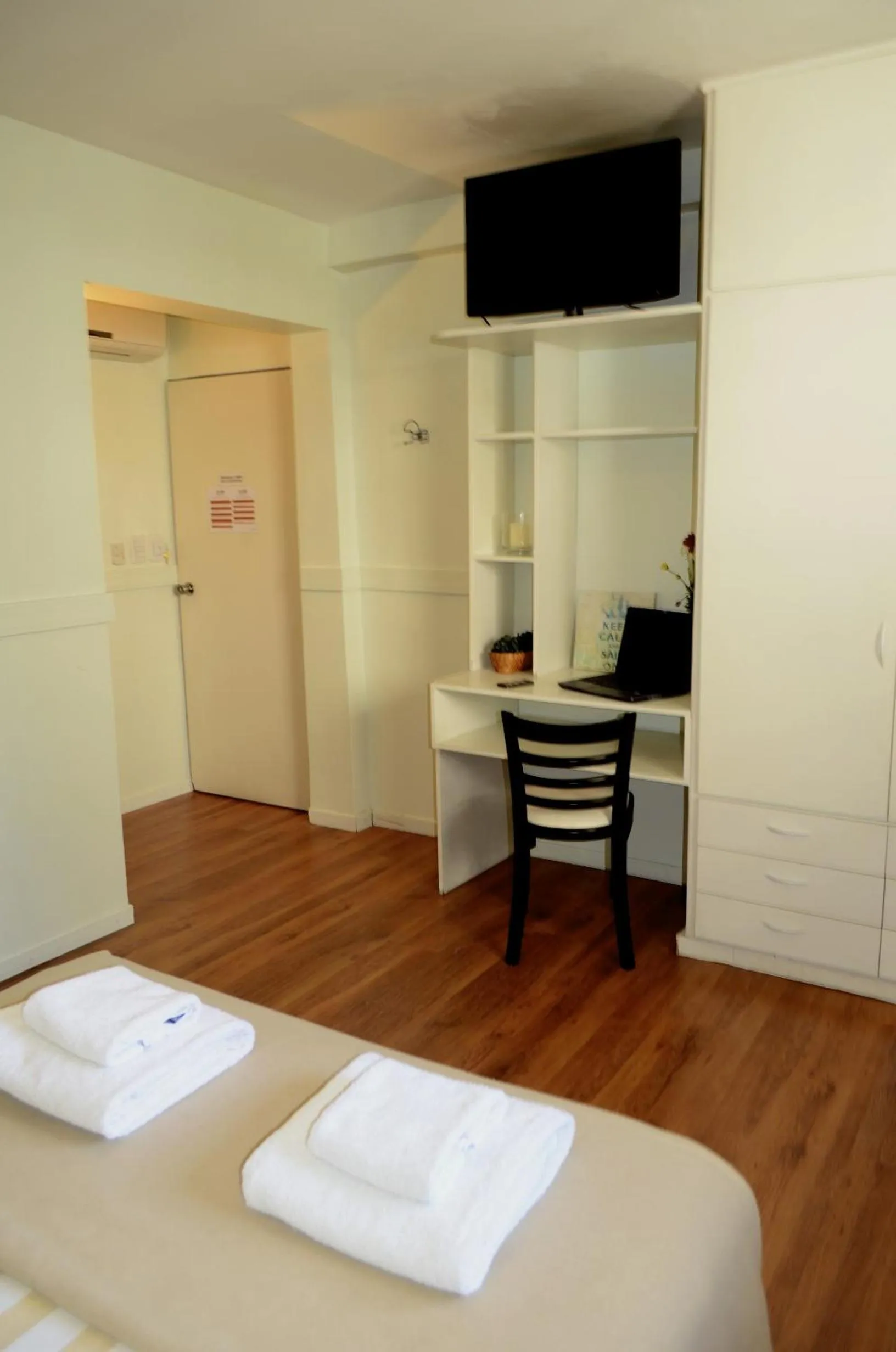 Bedroom, Bed in Abril Hotel Boutique