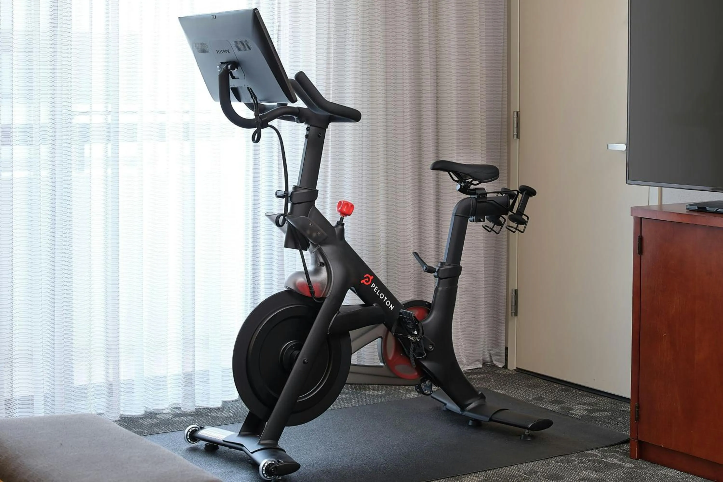 Bedroom in Courtyard Charlotte SouthPark