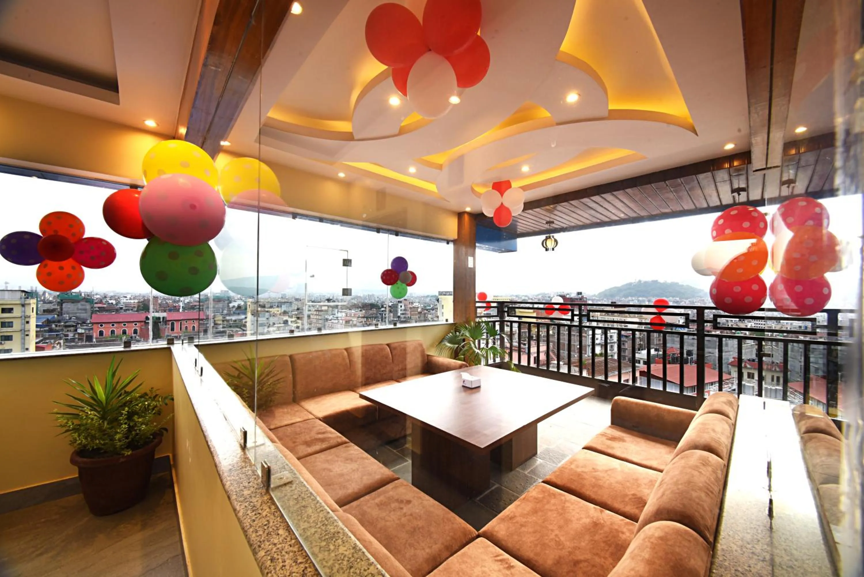 Seating area in Hotel Thamel Park