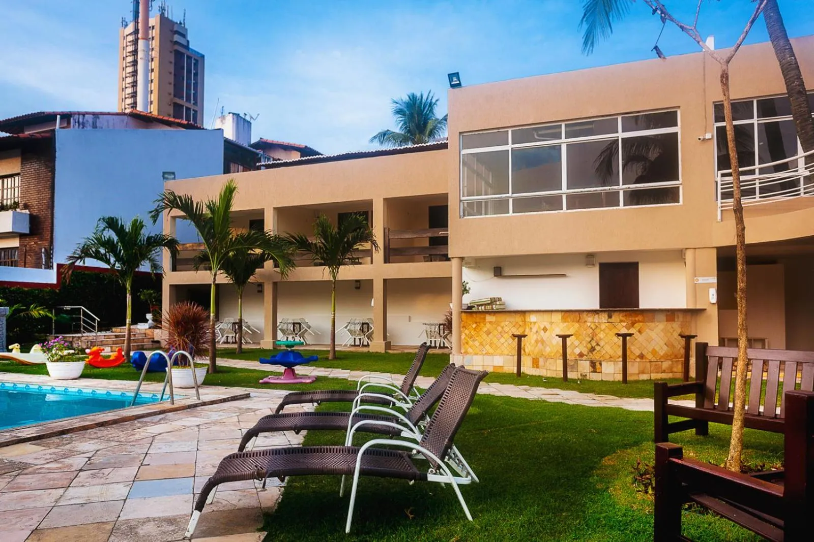 Garden in Alimar Hotel