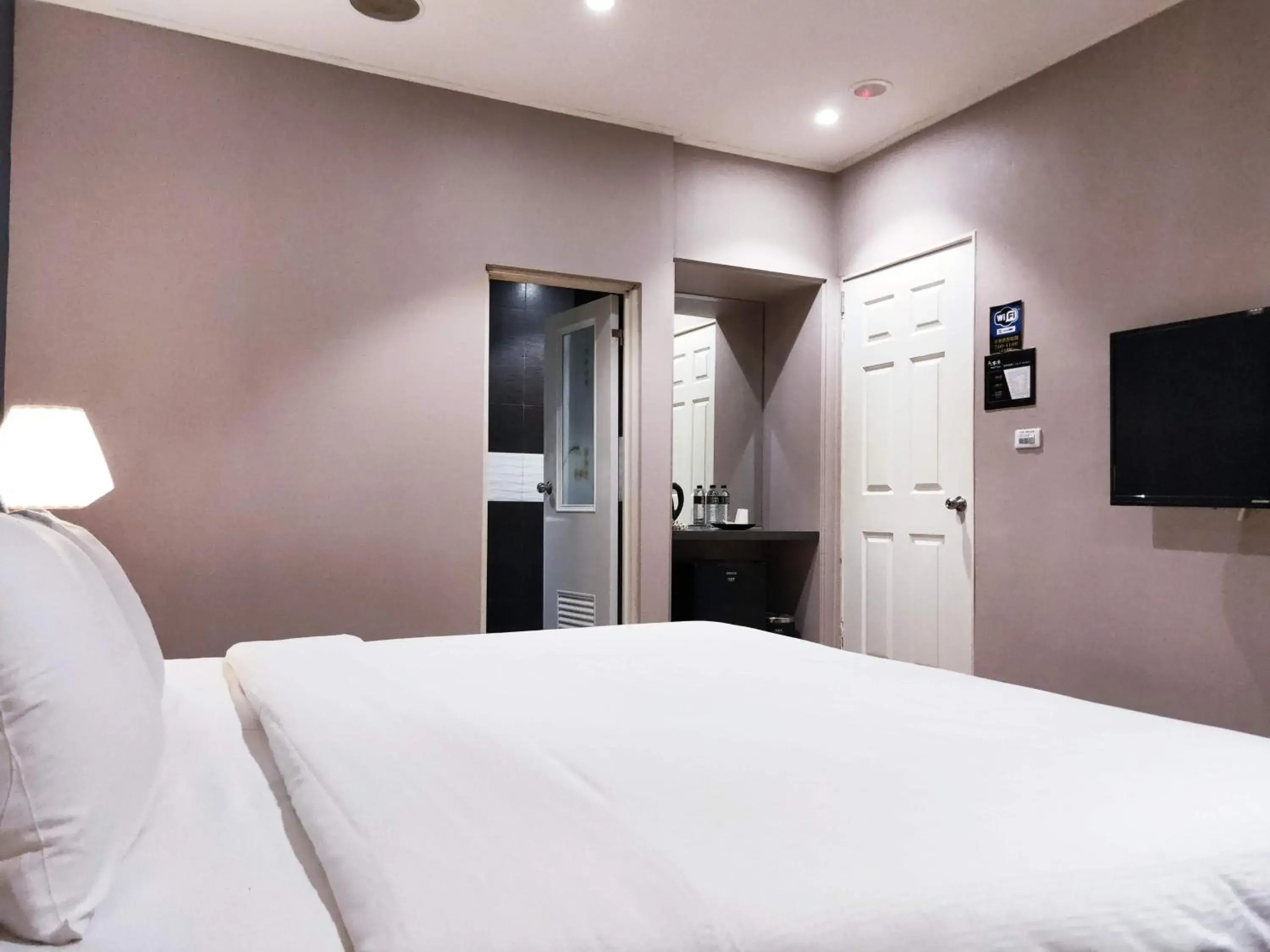 Bed in Roppongi Motel Bed in Roppongi Motel