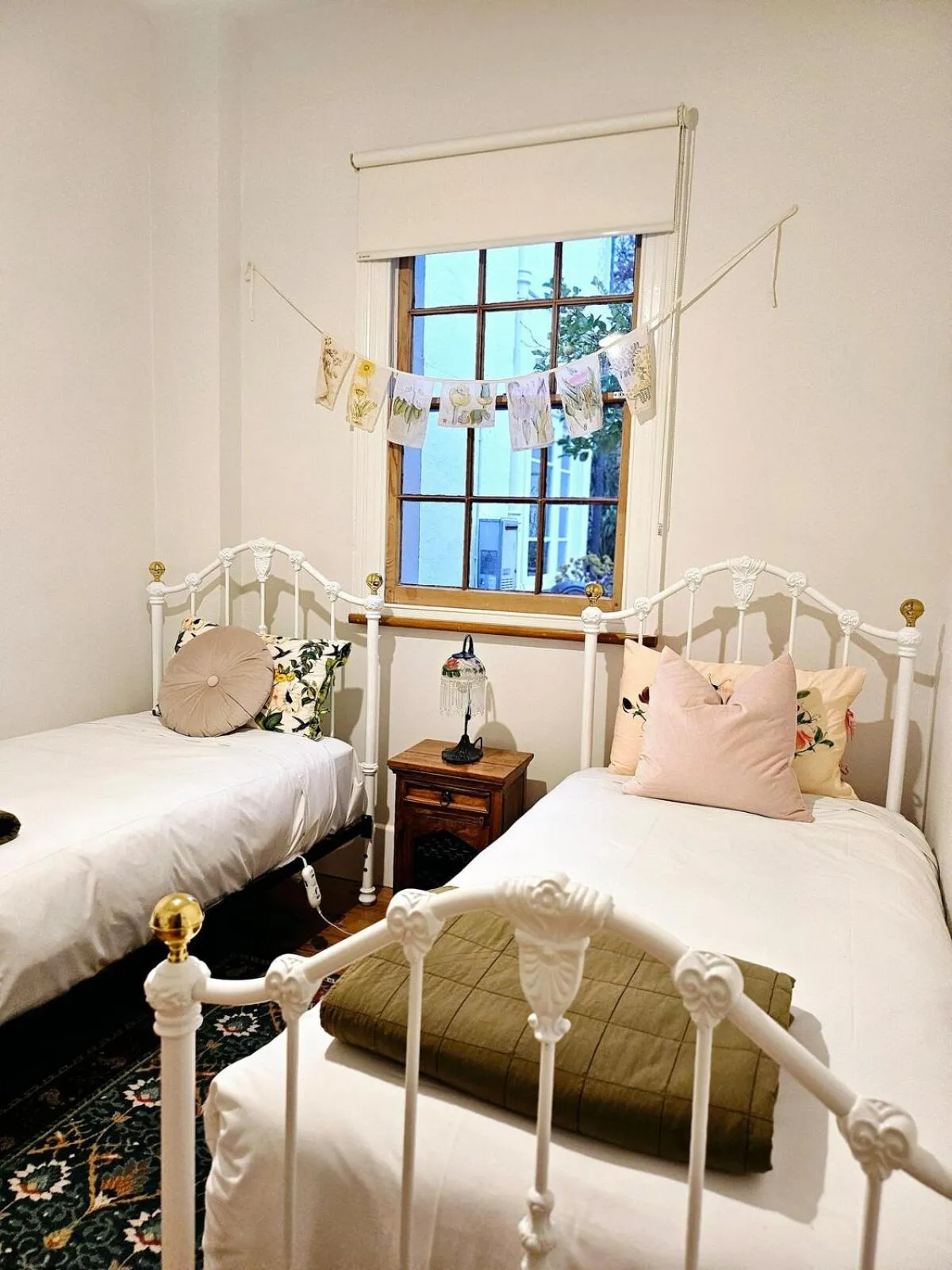 Bedroom, Bed in Annesley House