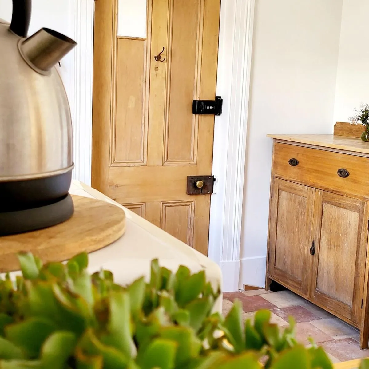 Kitchen or kitchenette in Annesley House