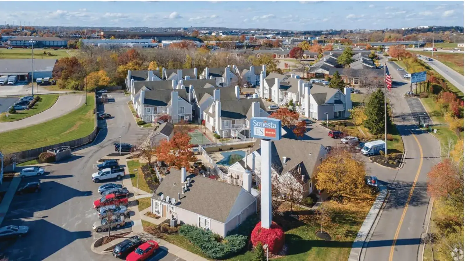 Property building in Sonesta ES Suites Cincinnati - Sharonville West Property building in Sonesta ES Suites Cincinnati - Sharonville West