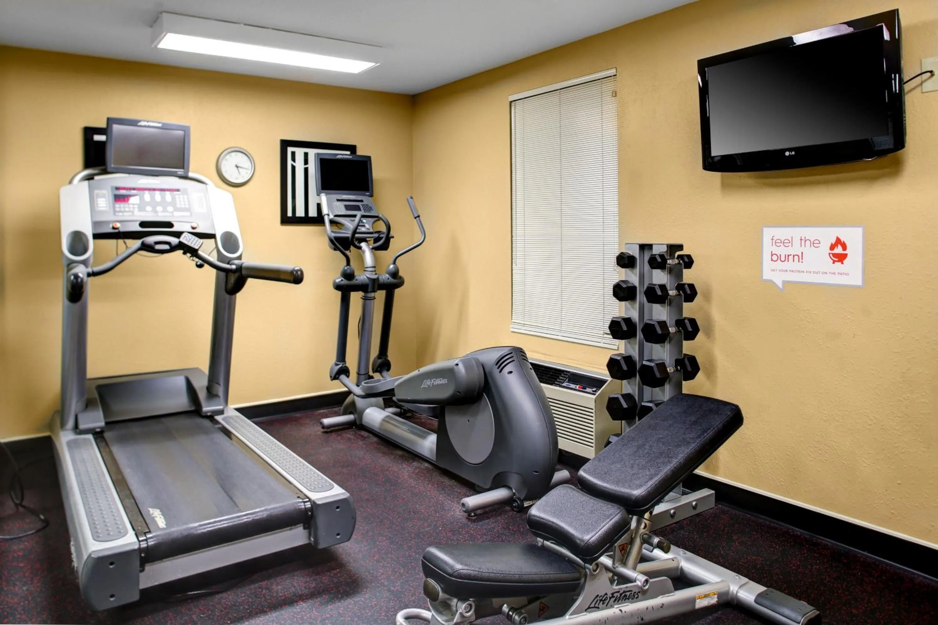 Fitness centre/facilities in Hawthorn Extended Stay by Wyndham Cincinnati NE Mason