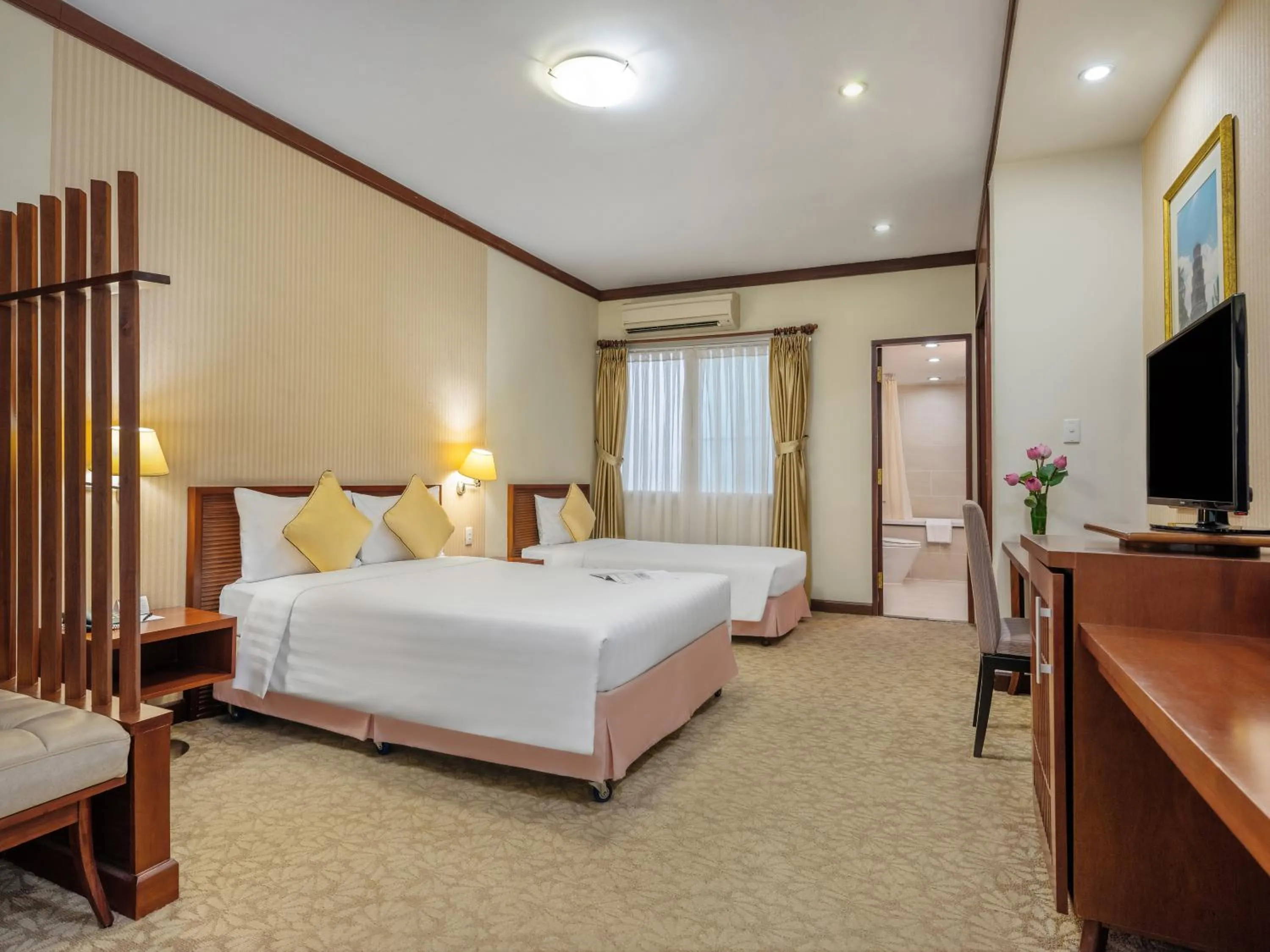 Bed in Bong Sen Hotel Saigon