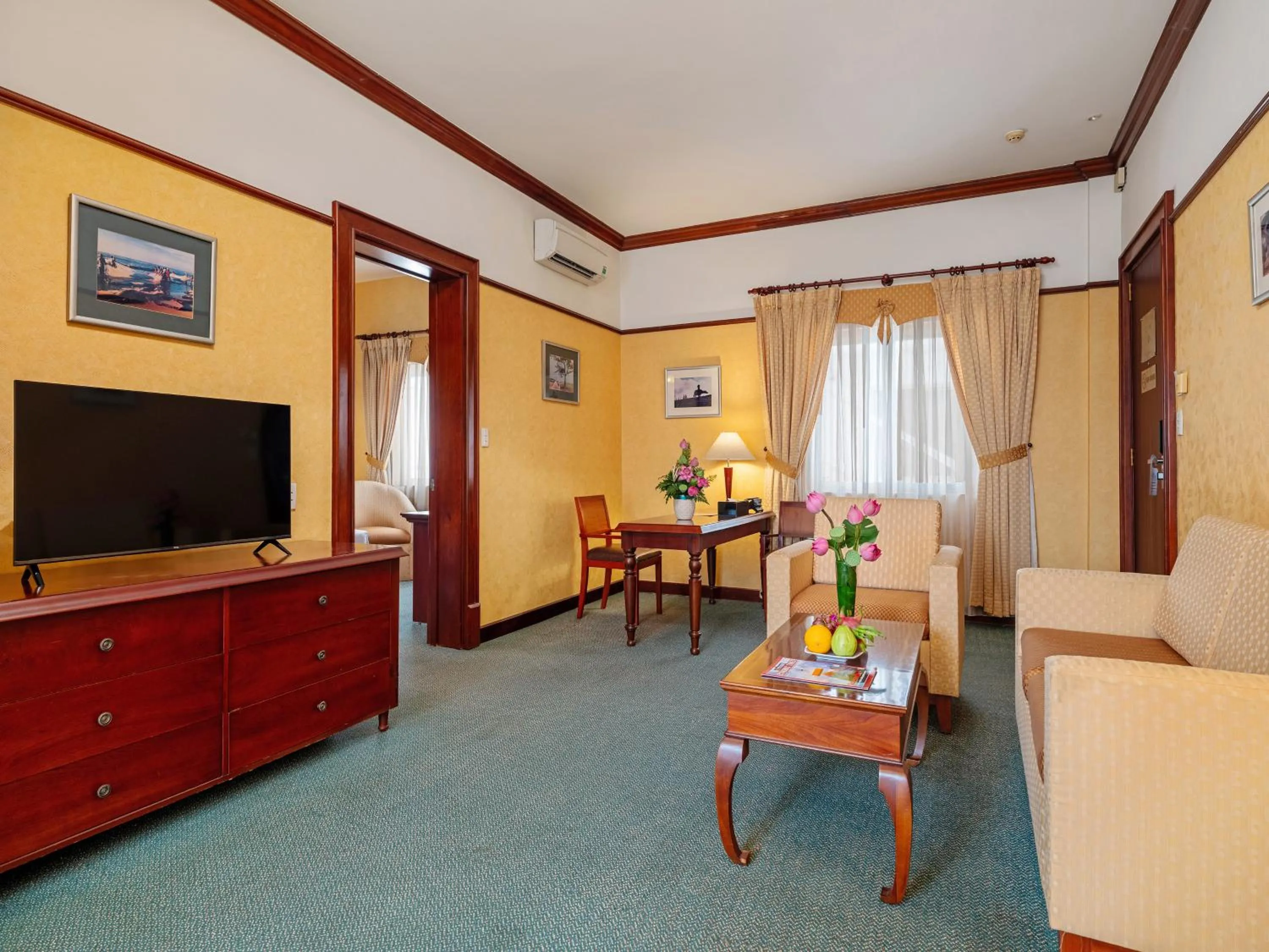 Living room in Bong Sen Hotel Saigon