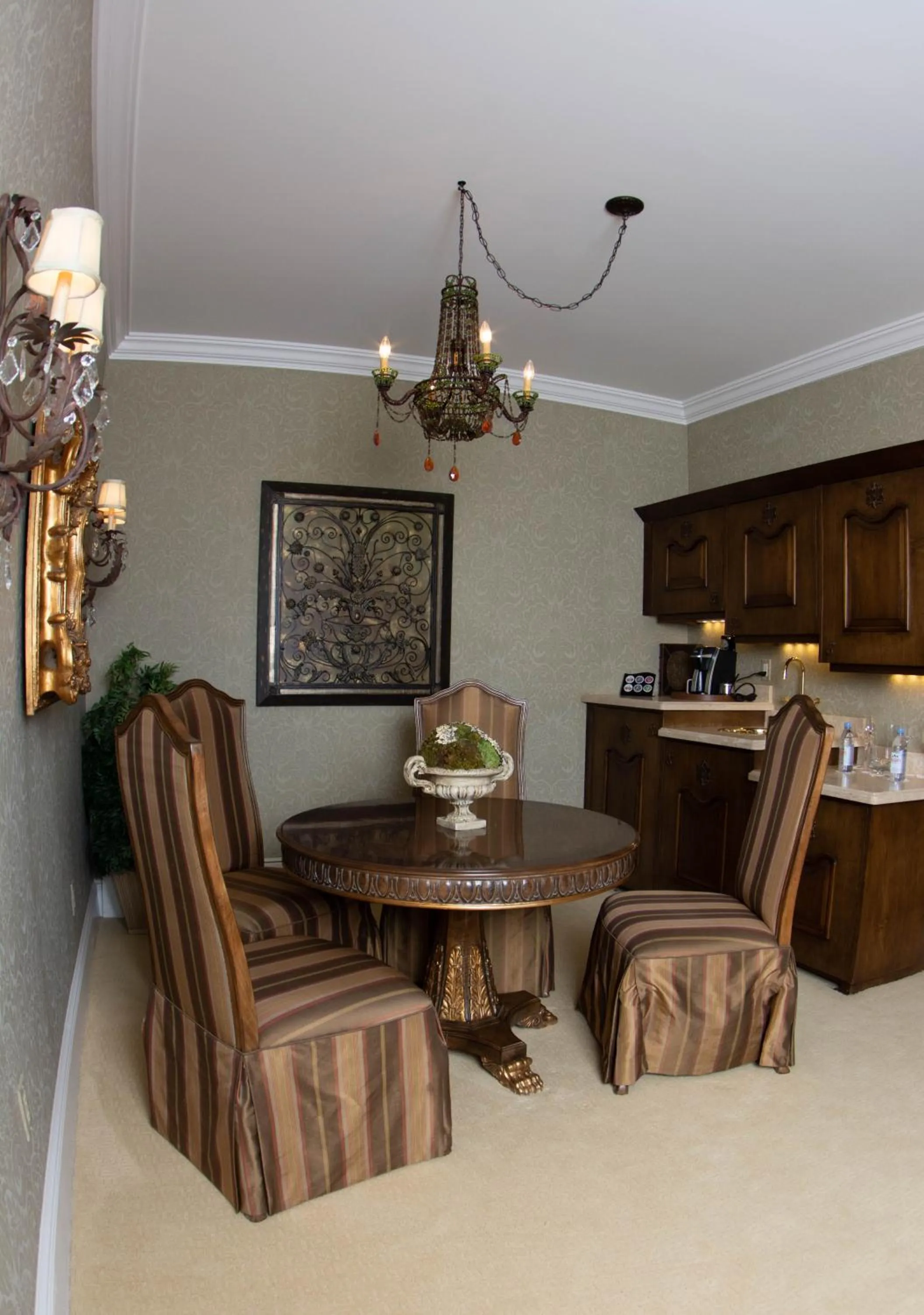 The Guest House at Keyah Grande