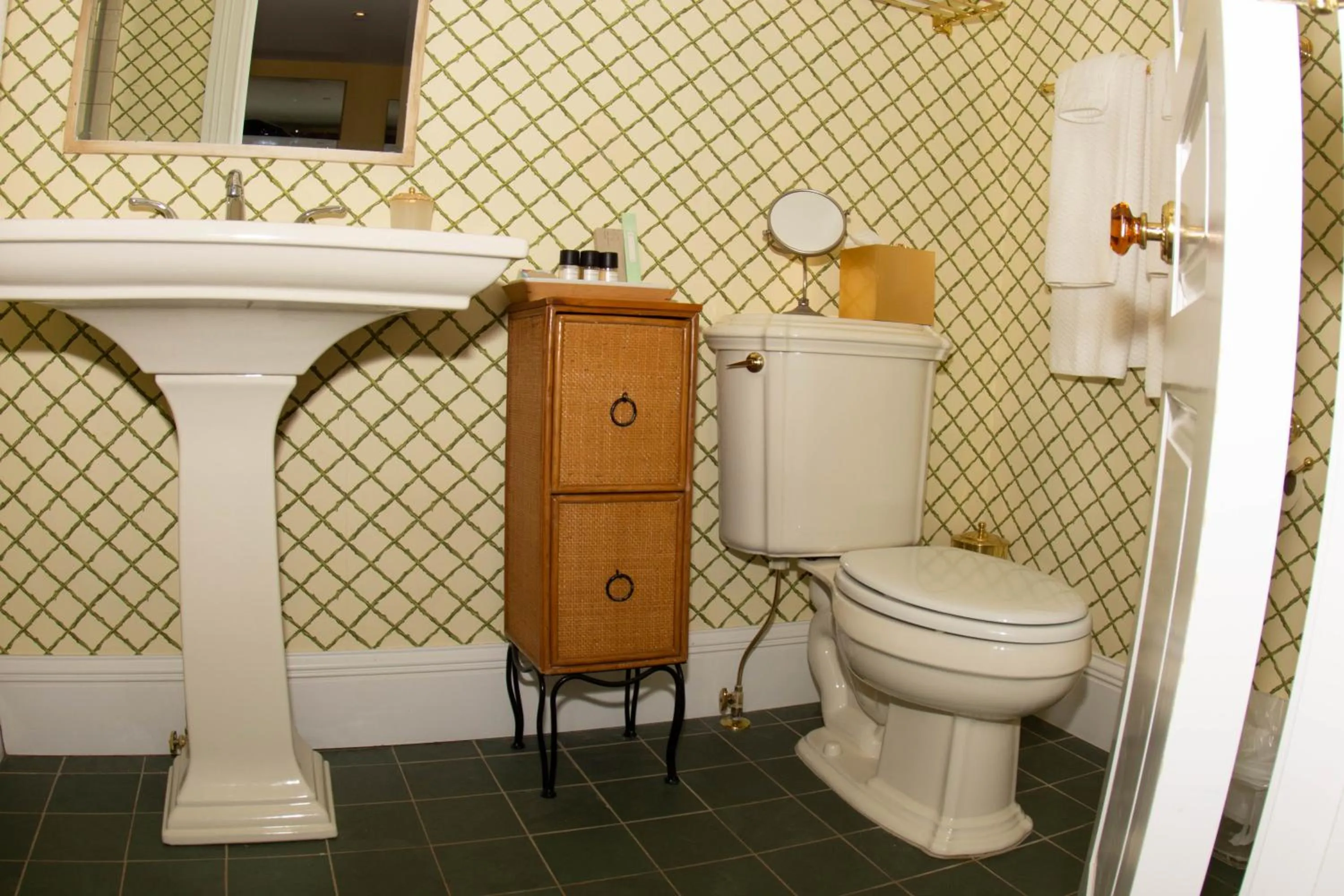 The Guest House at Keyah Grande