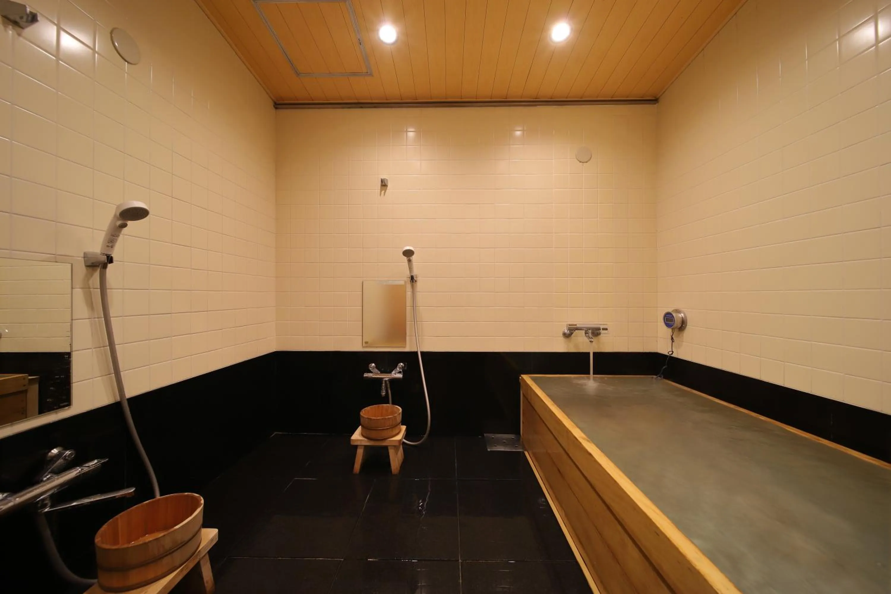 Public Bath in Kyoto Ryokan SAKANOUE