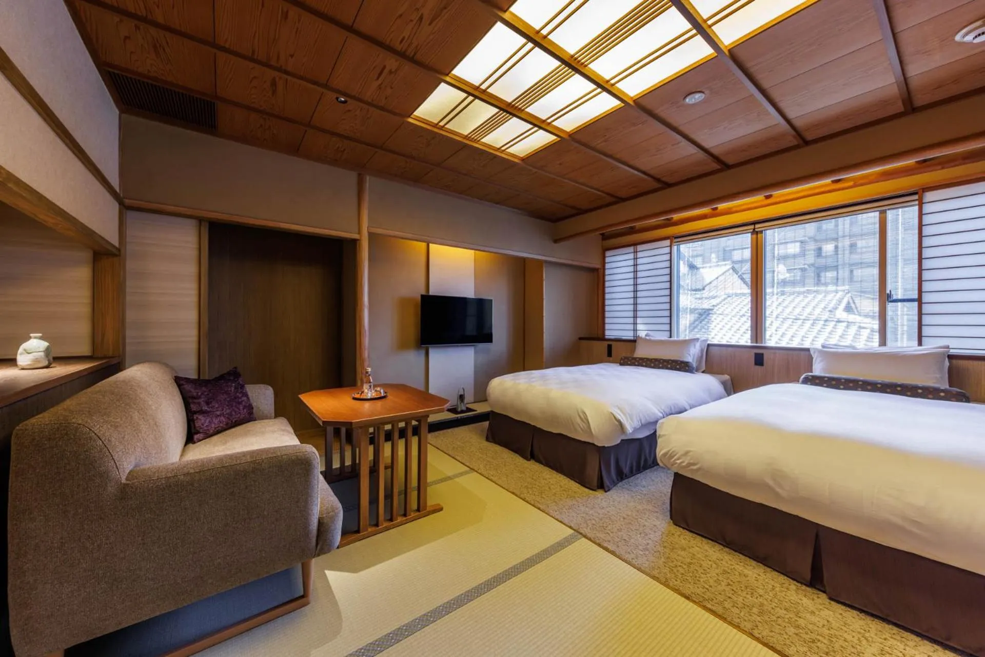 Bedroom, Bed in Kyoto Ryokan SAKANOUE