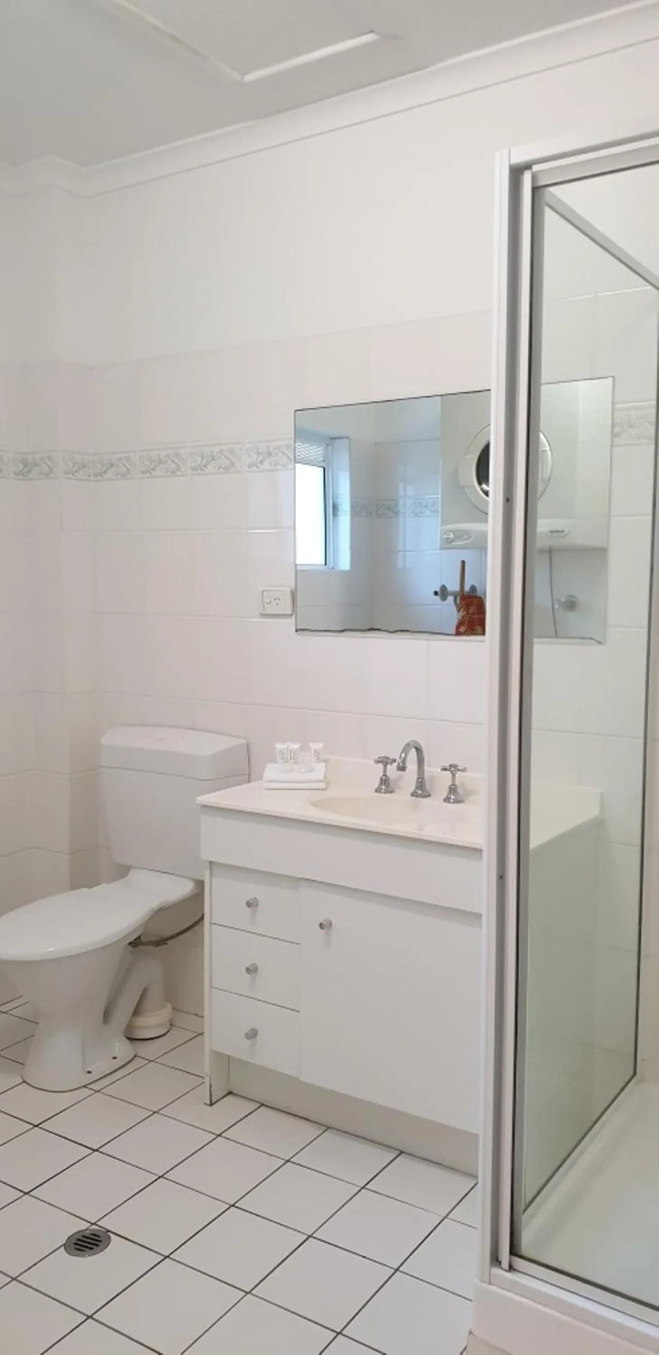 Bathroom in Trinity Beach Pacific