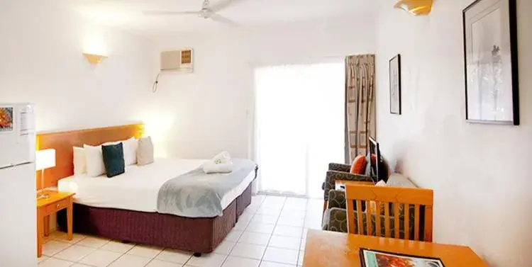 Bed in Trinity Beach Pacific Bed in Trinity Beach Pacific