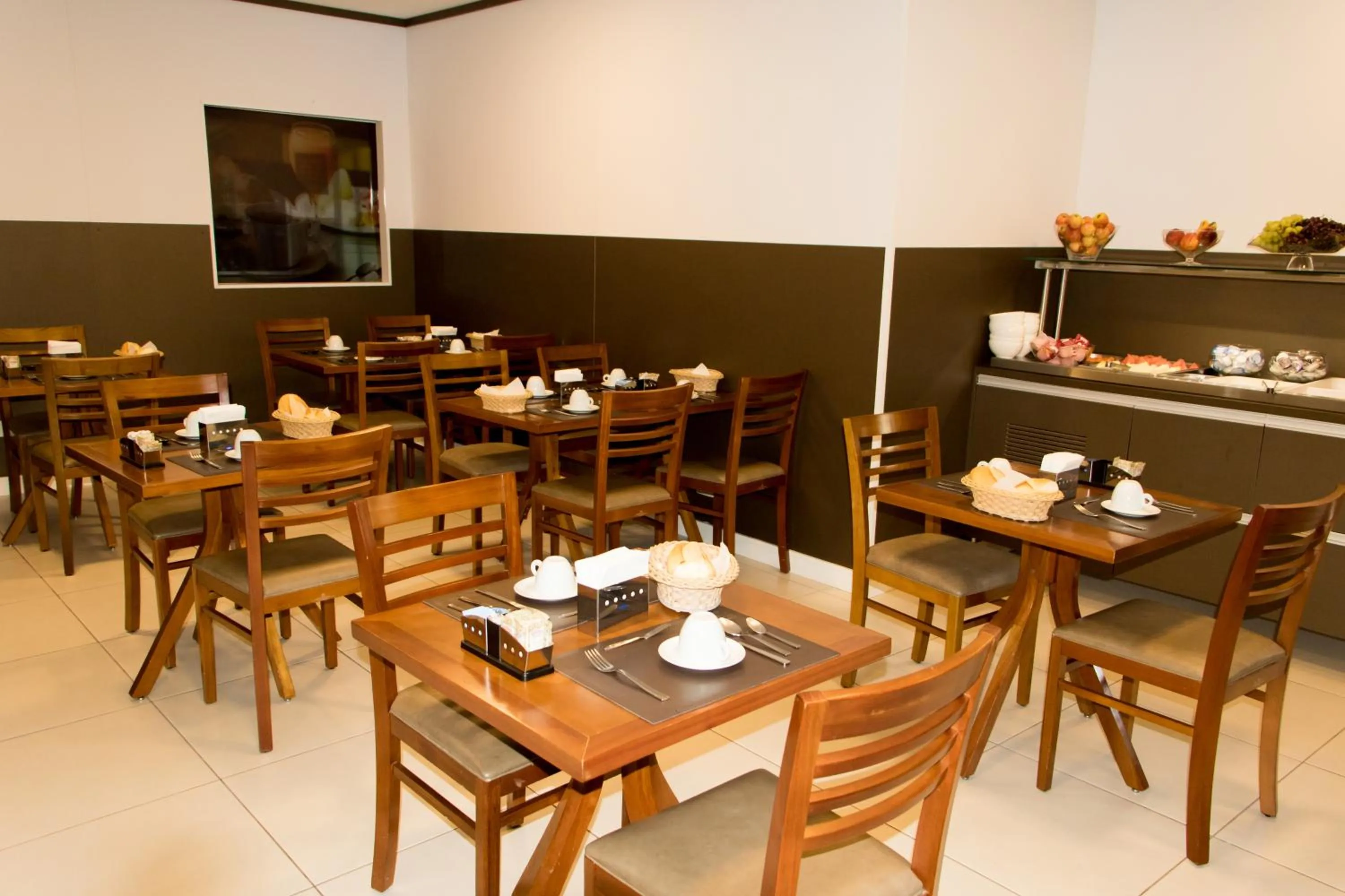 Breakfast in Pousada Du Valle