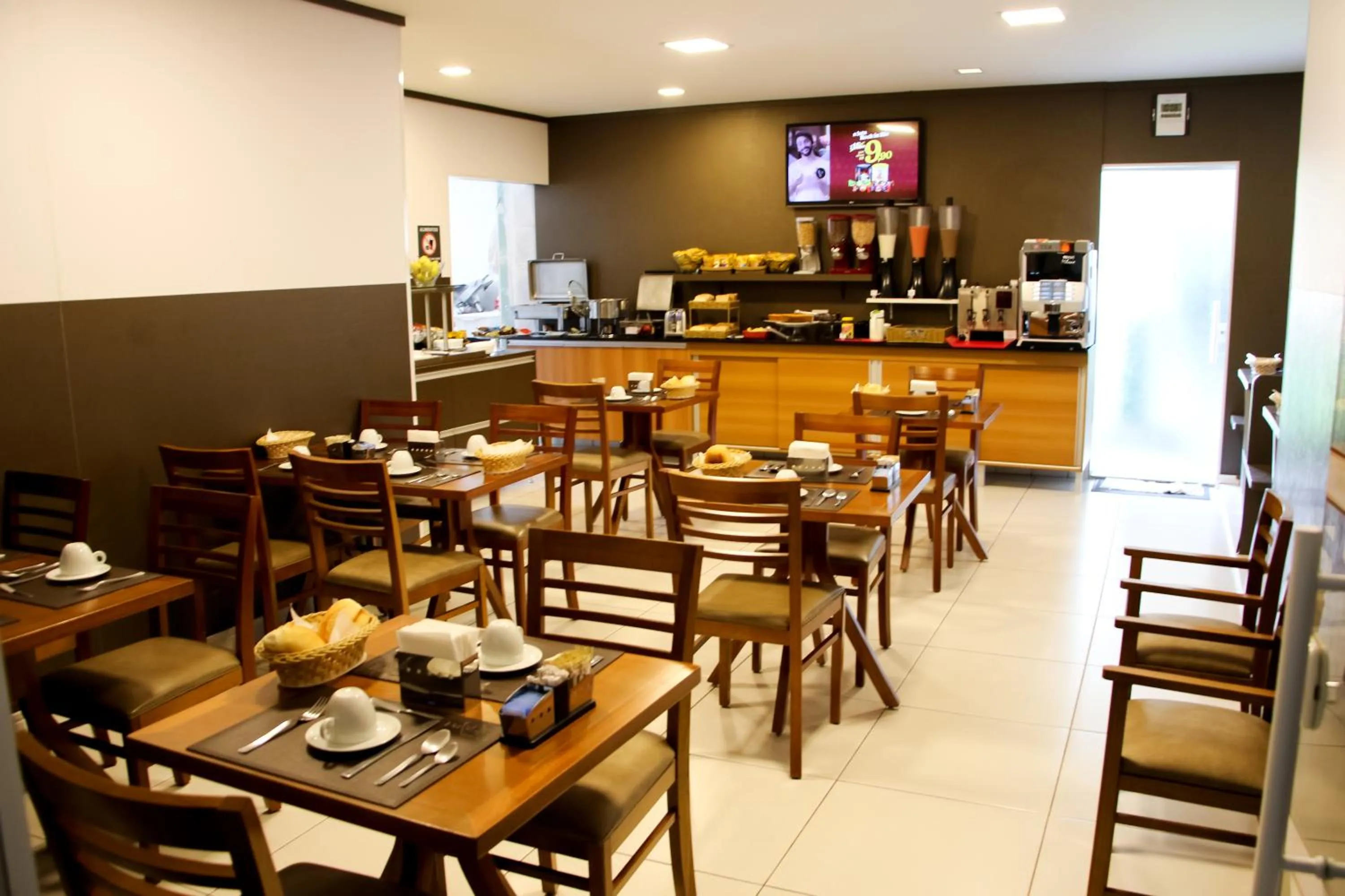 Breakfast in Pousada Du Valle