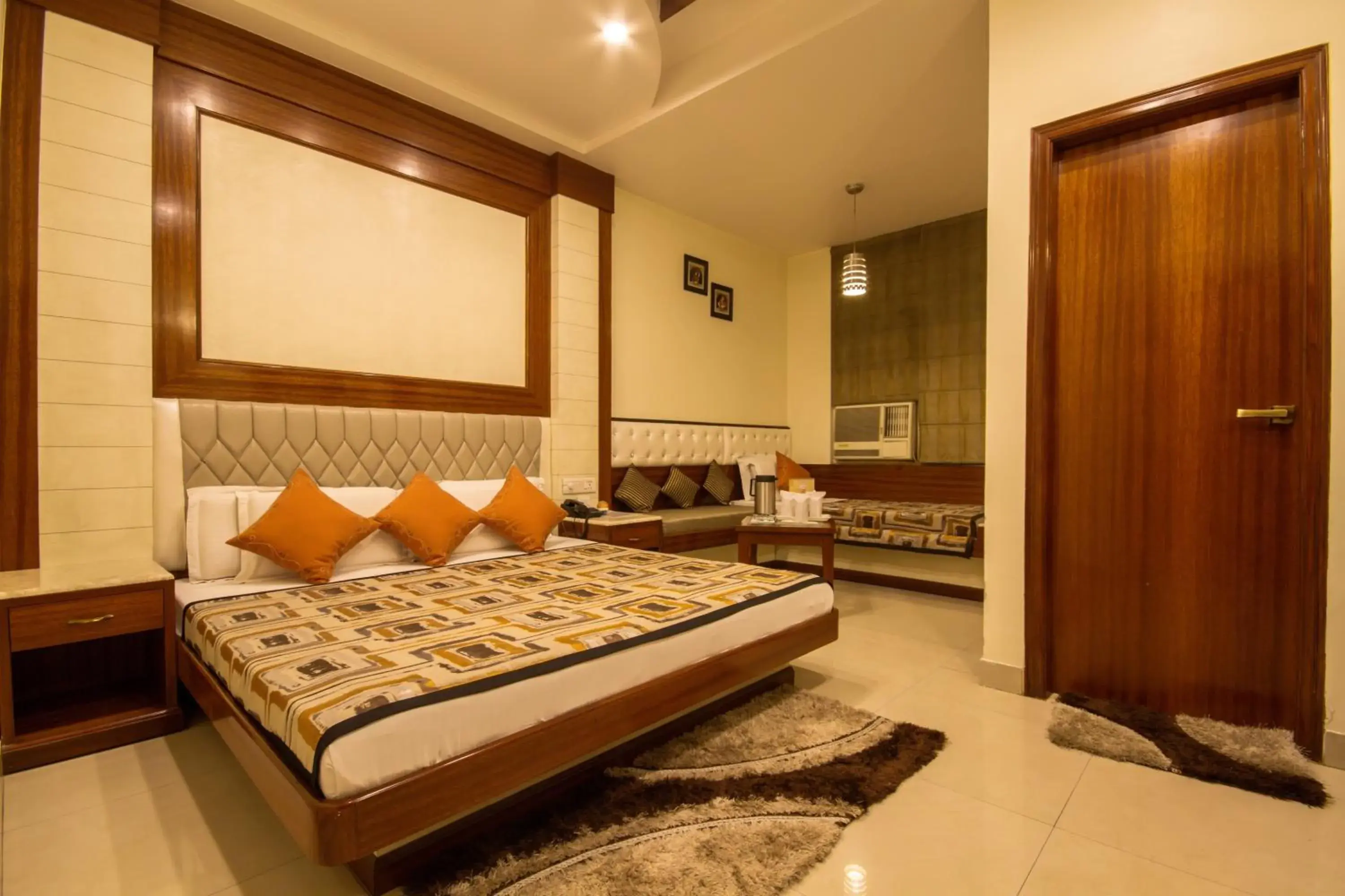 Bedroom, Bed in Hotel Aster Inn New Delhi Bedroom, Bed in Hotel Aster Inn New Delhi