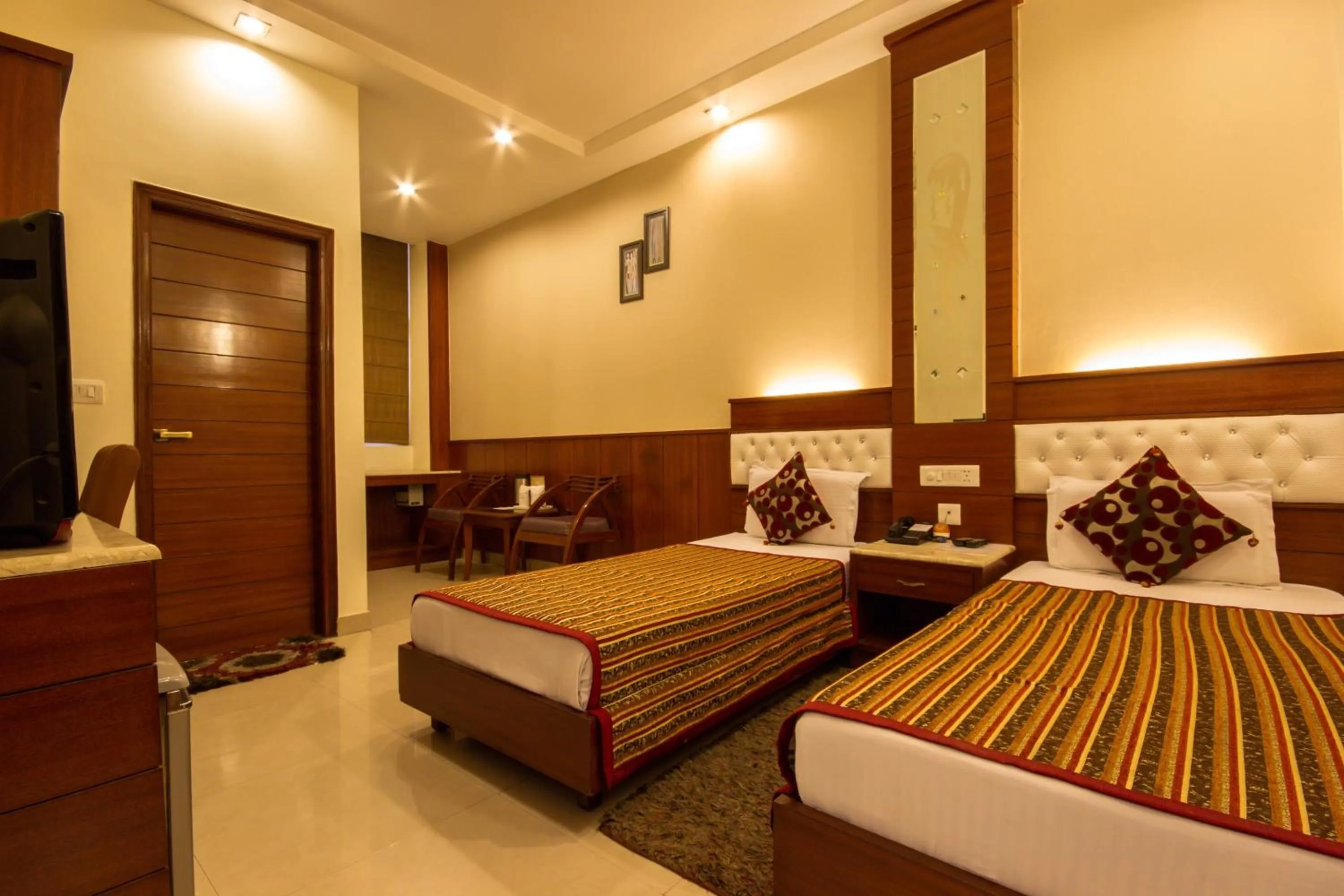 Bedroom, Bed in Hotel Aster Inn New Delhi