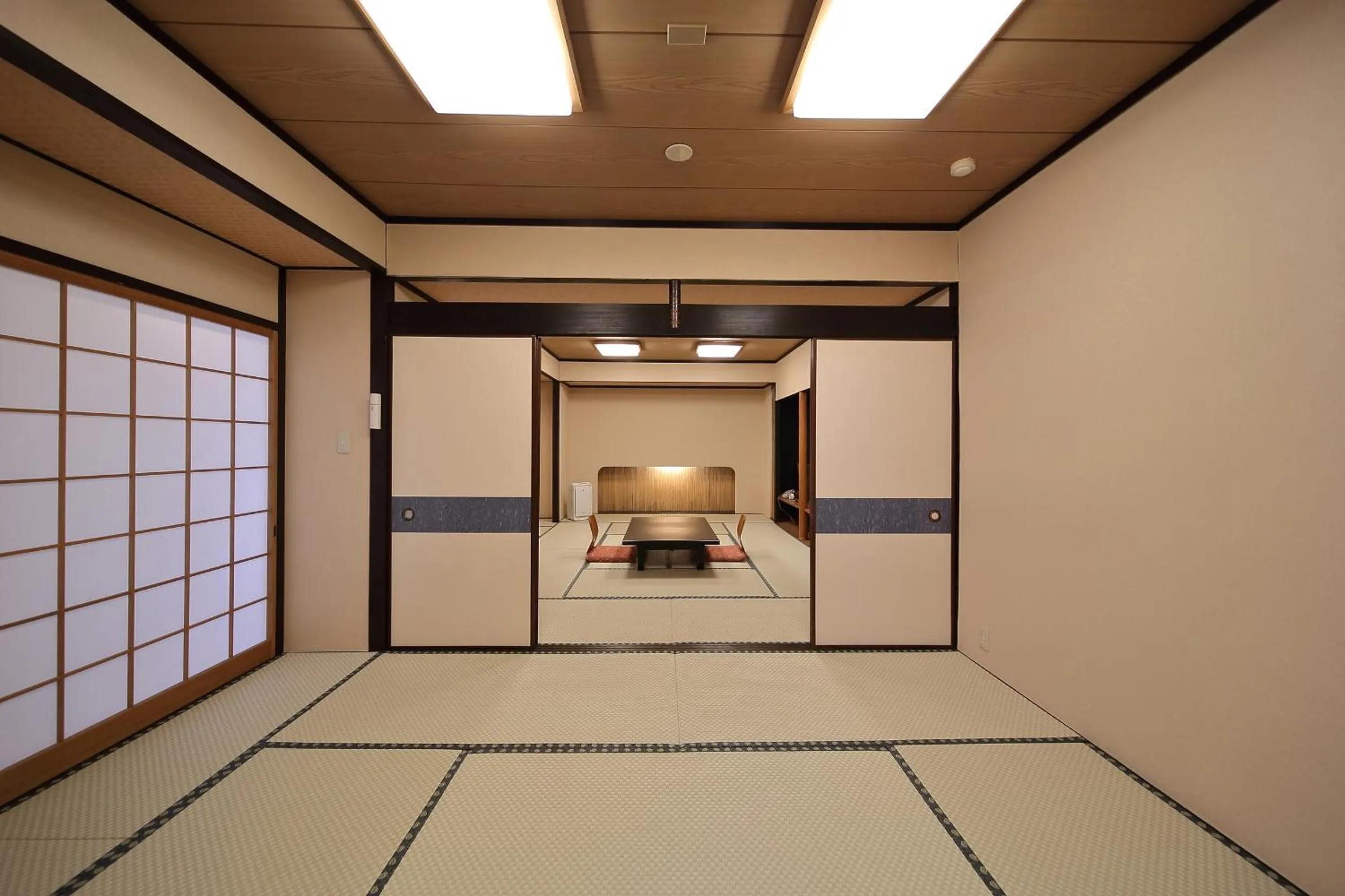 Photo of the whole room in Ryokan Sanoya
