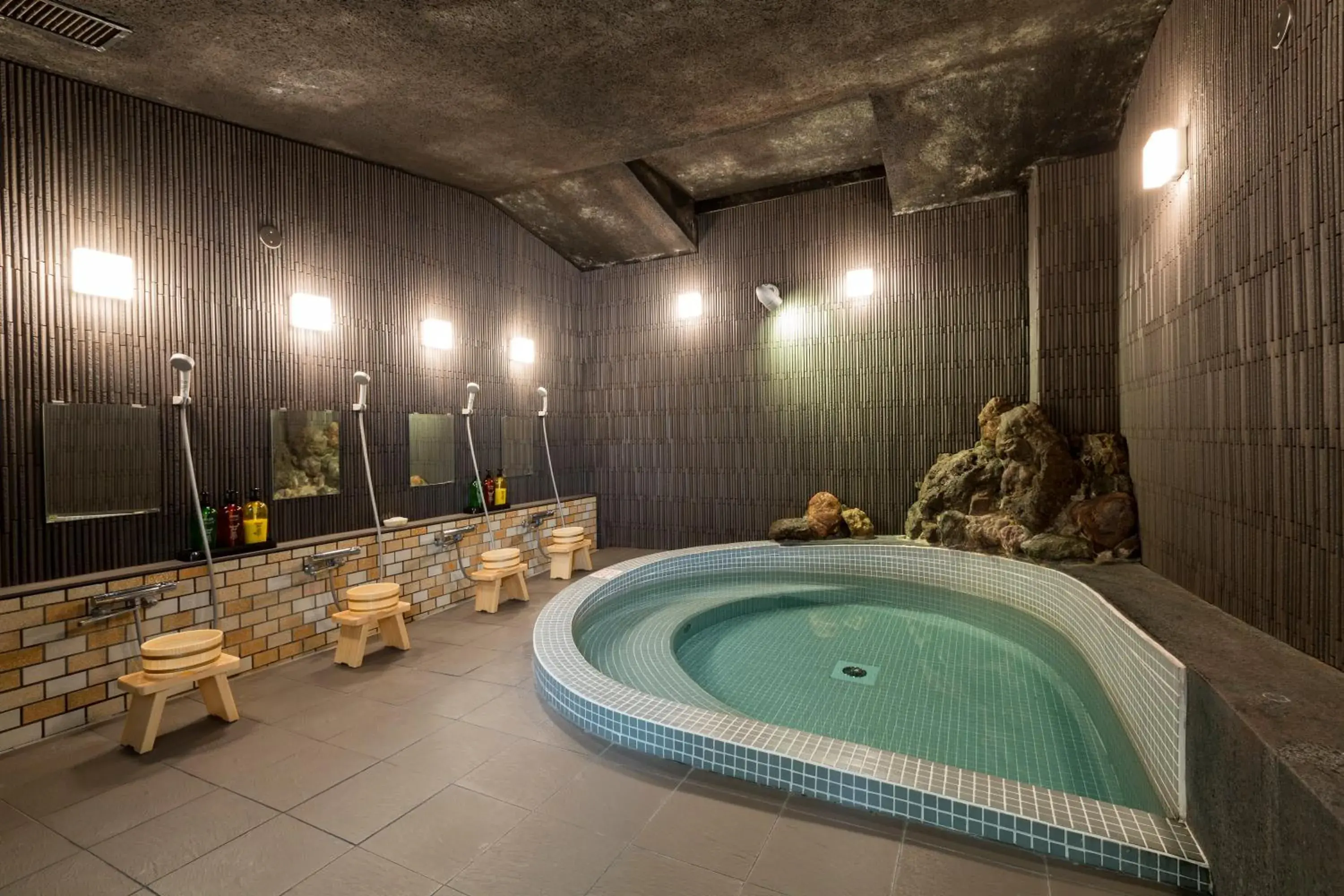 Public Bath, Swimming Pool in Ryokan Sanoya Hotel