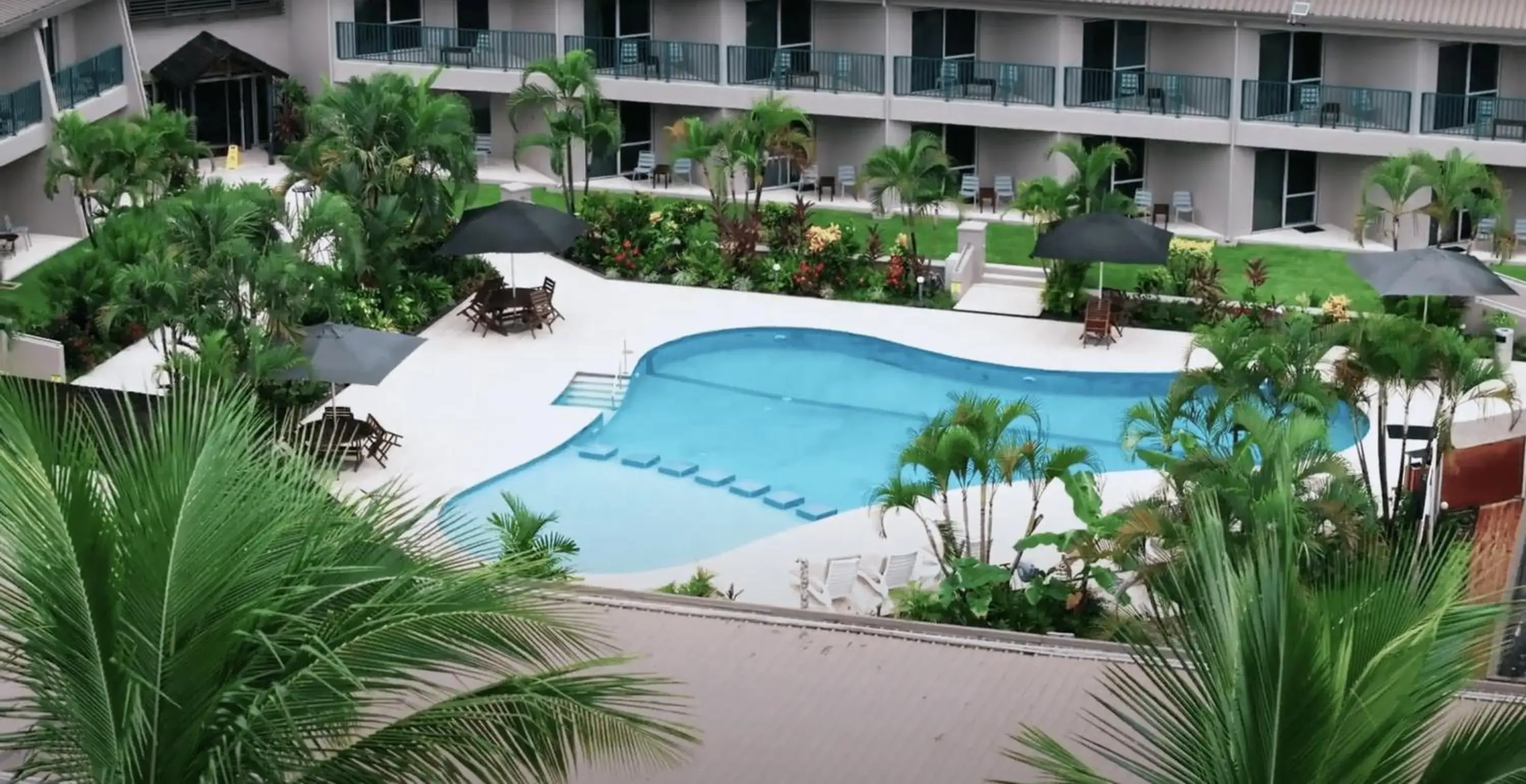 Swimming pool in Tanoa Waterfront Hotel Swimming pool in Tanoa Waterfront Hotel