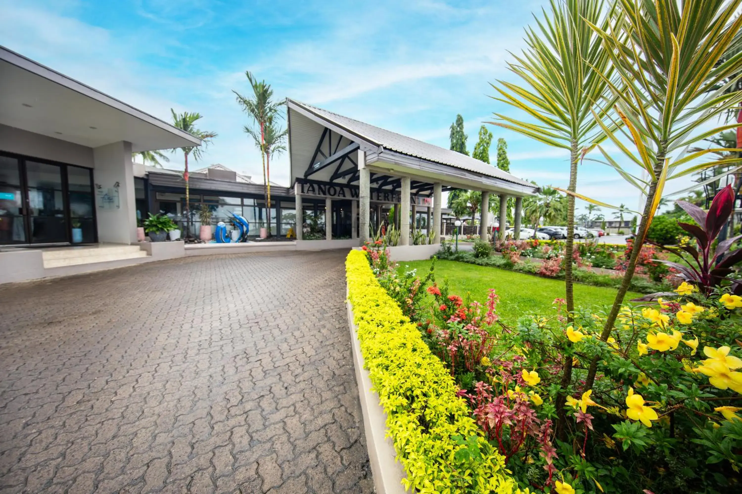 Property building in Tanoa Waterfront Hotel Property building in Tanoa Waterfront Hotel