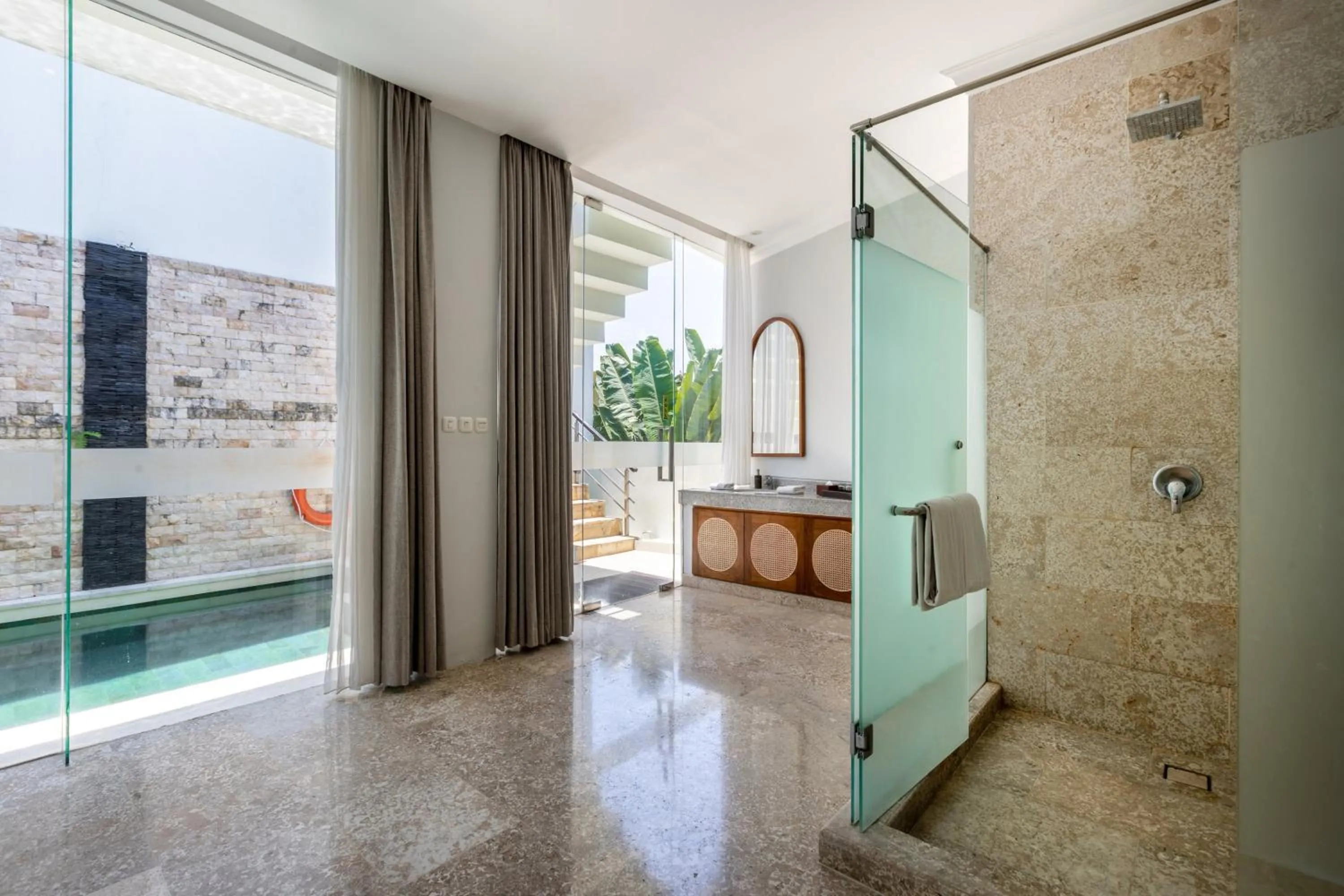 Bathroom in Nunamkhalu Private Villa and Spa