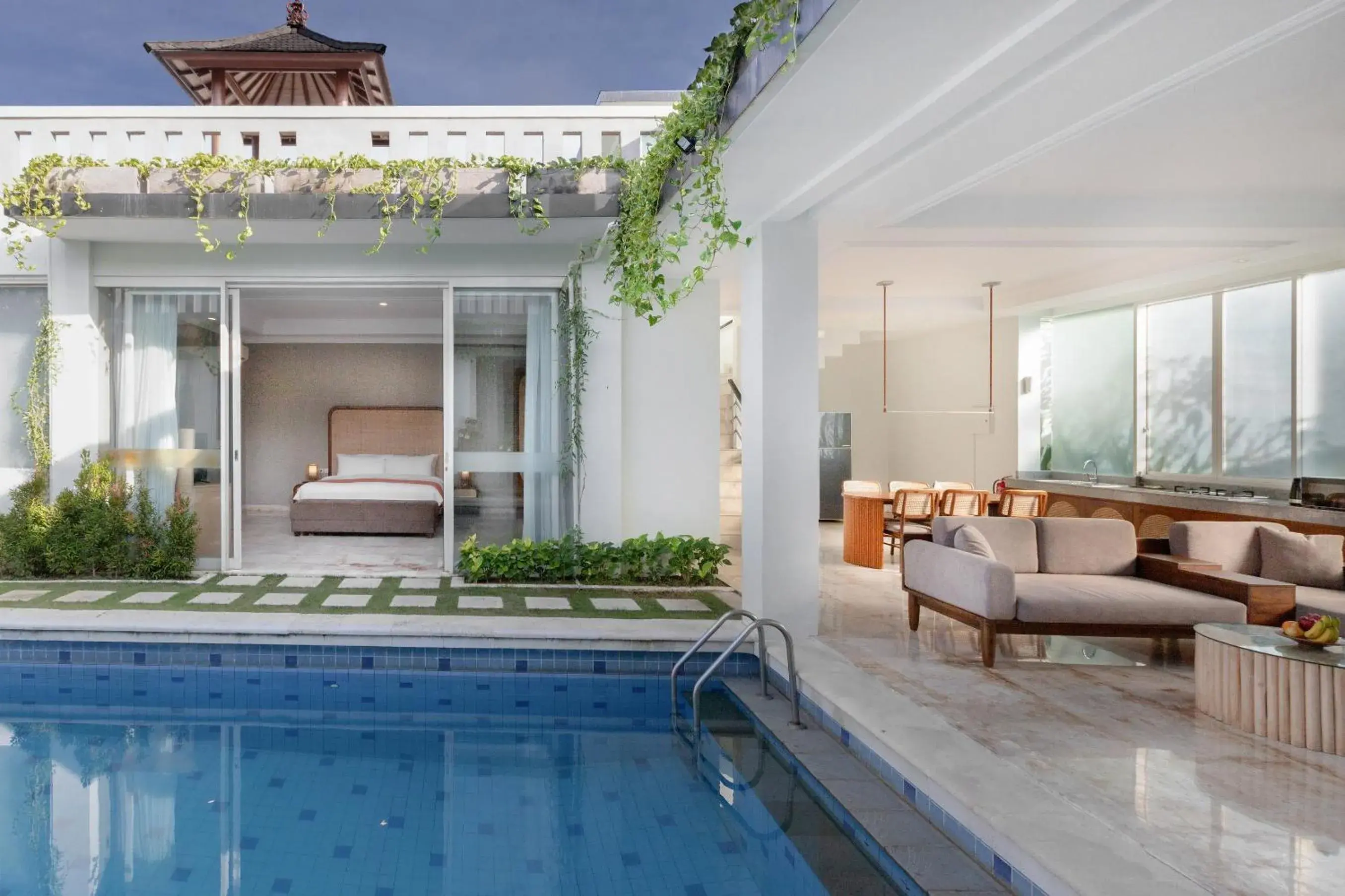 Pool view in Nunamkhalu Private Villa and Spa Pool view in Nunamkhalu Private Villa and Spa