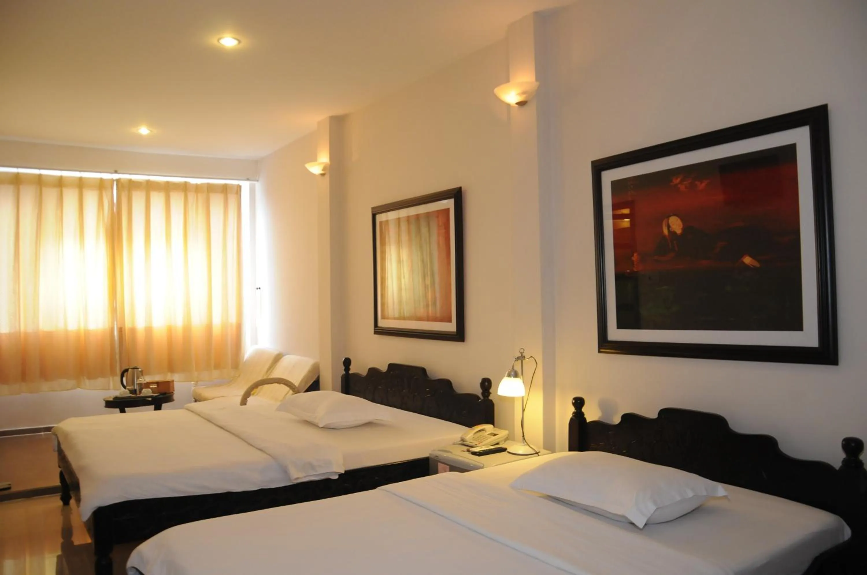 Bed in Hue Nino Hotel