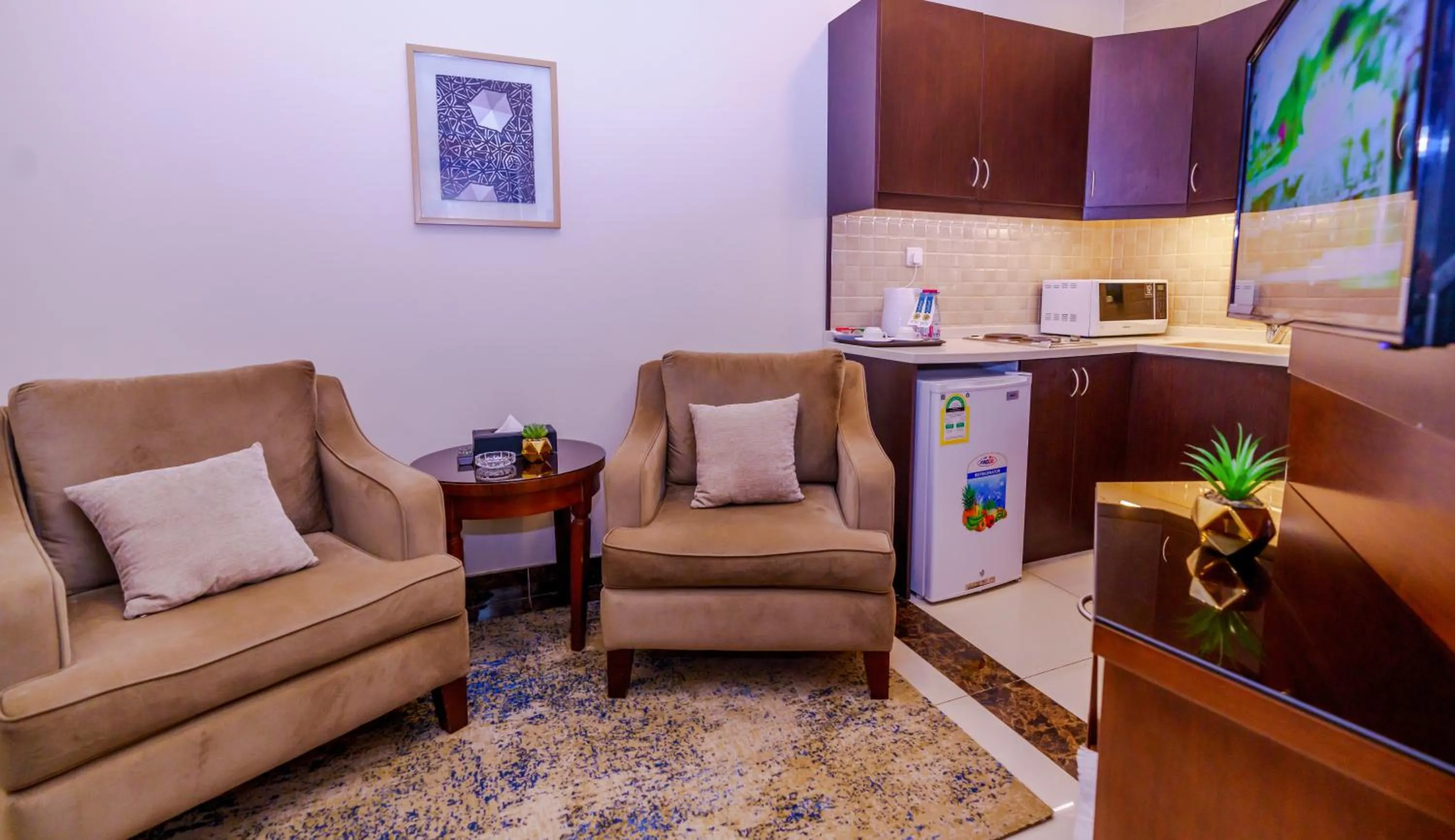 Seating area in Sun Park Hotel Suites