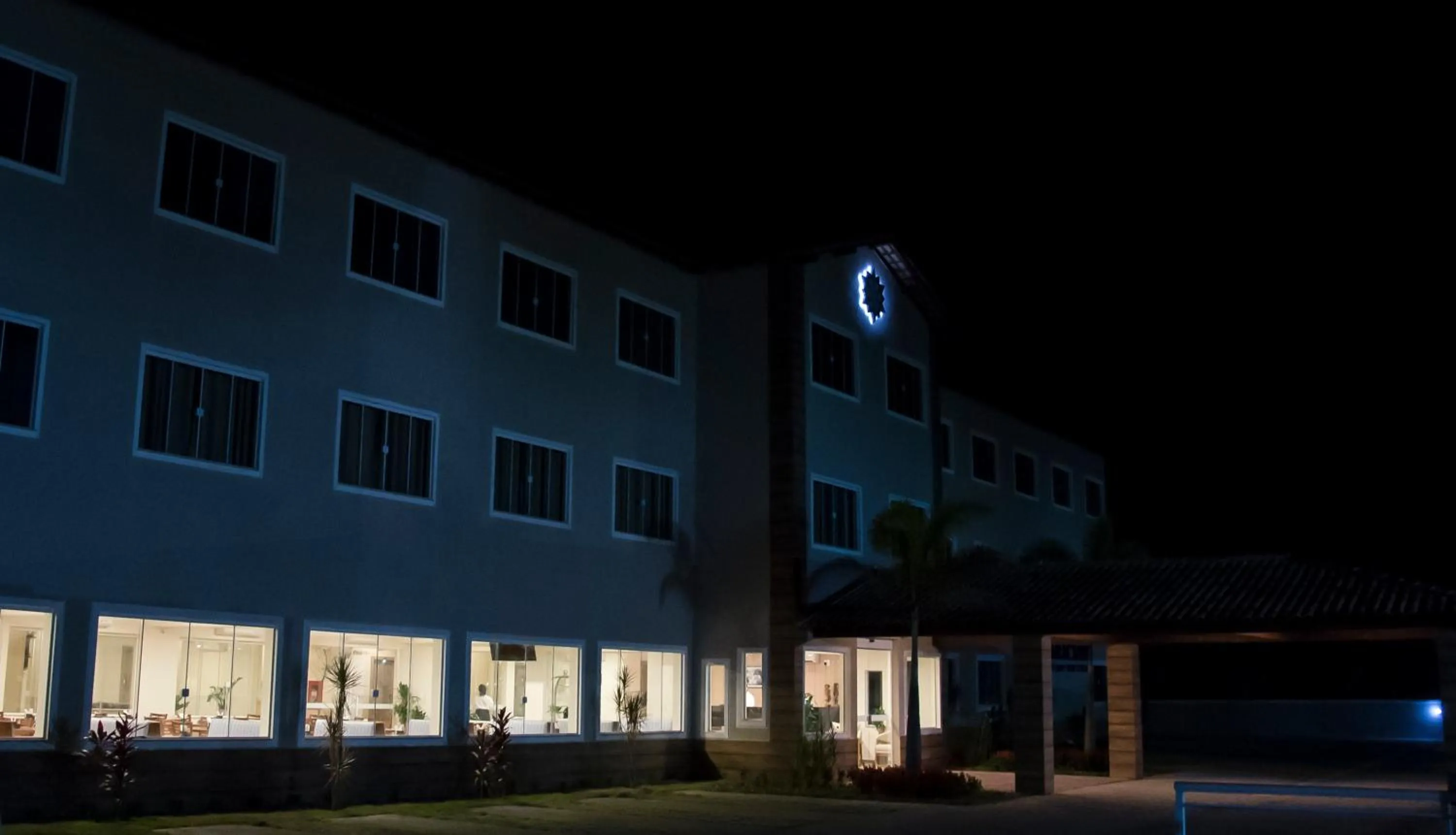 Facade/entrance in Paracambi Top Hotel