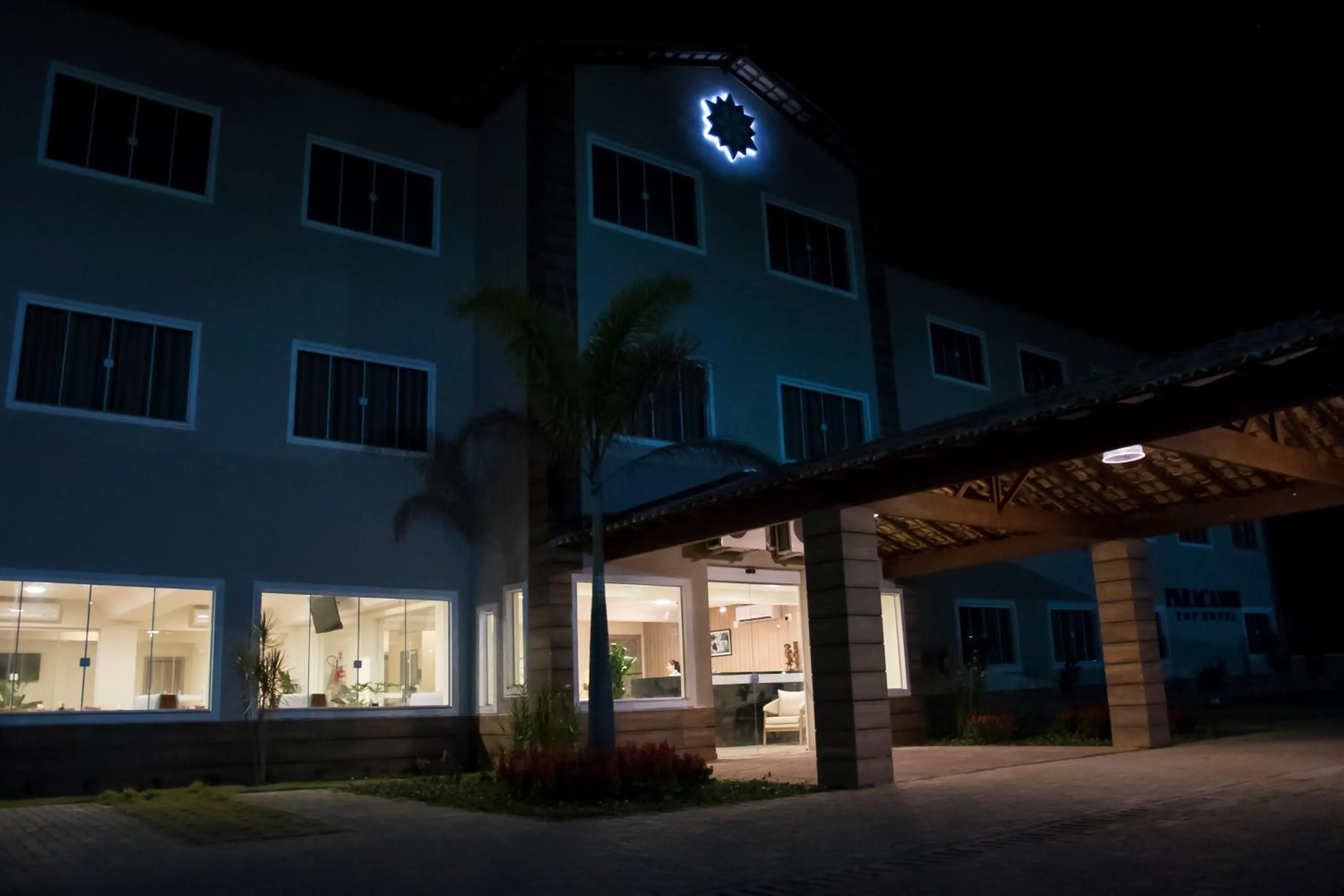 Facade/entrance in Paracambi Top Hotel