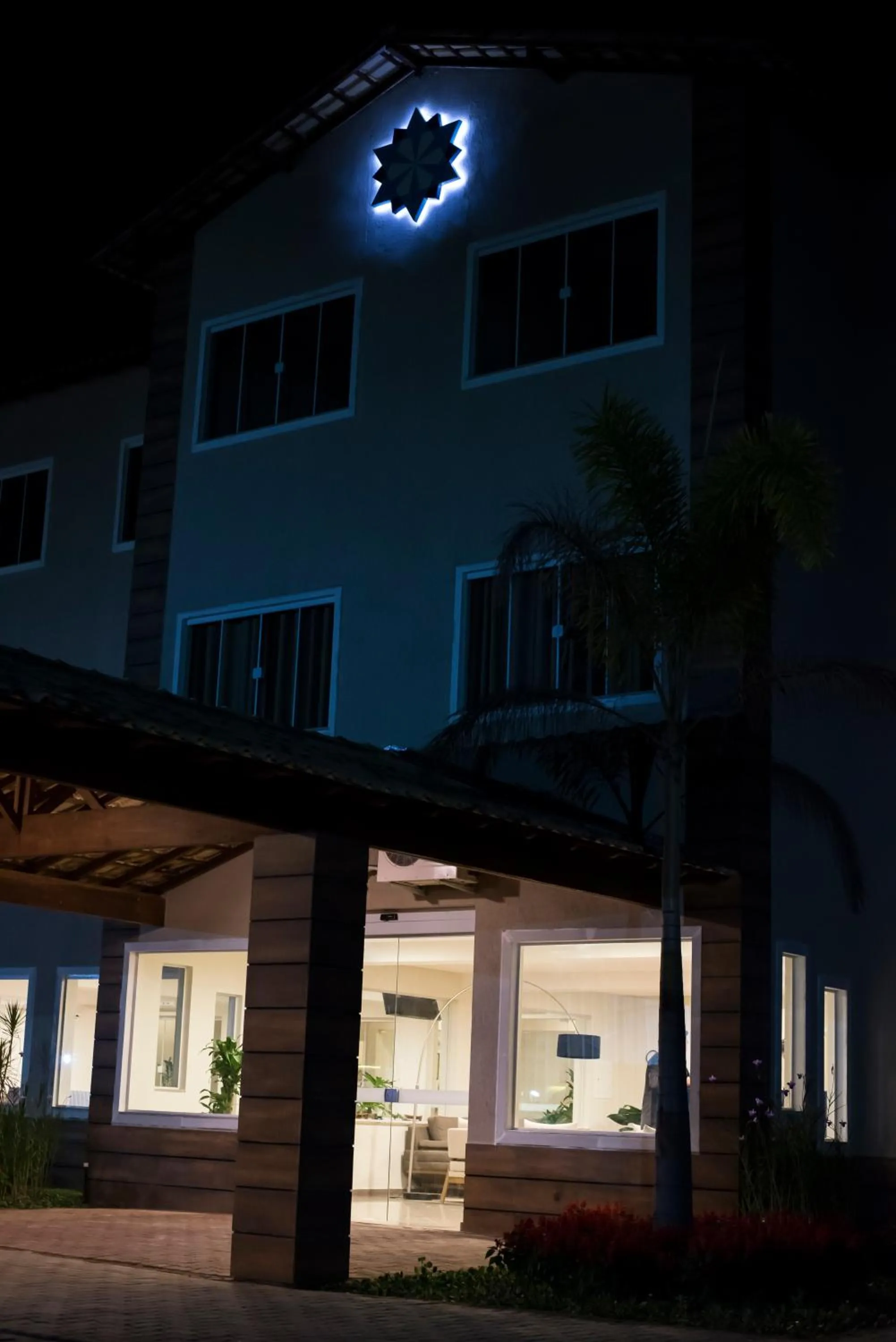 Facade/entrance in Paracambi Top Hotel