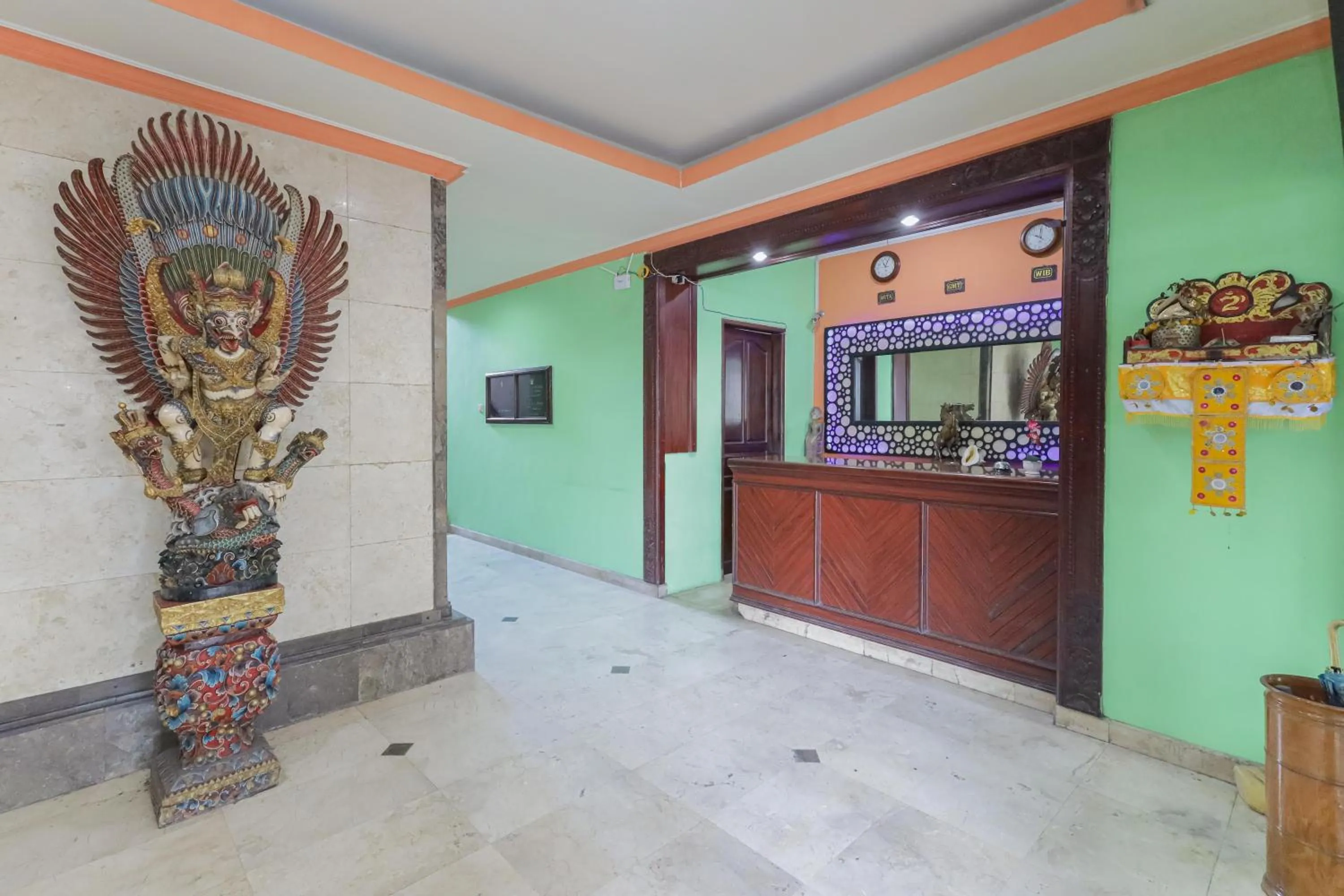 Lobby or reception in Urbanview Hotel Taman Suci Denpasar Bali