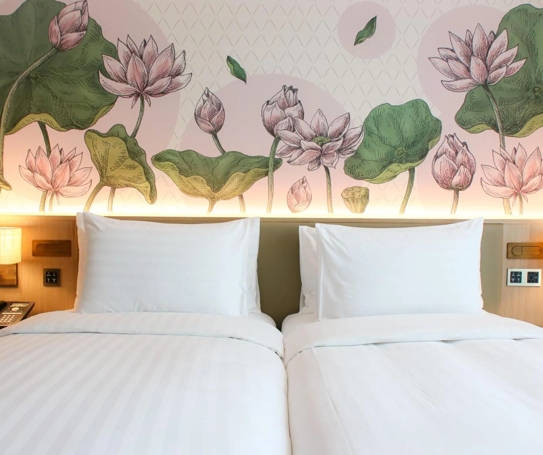 Bed in Sivatel Bangkok Hotel